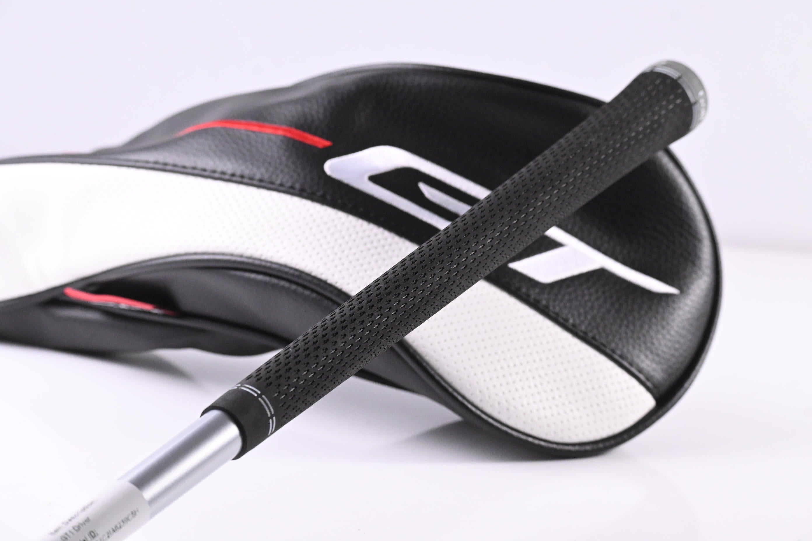 Titleist GT1 Driver / 10 Degree / Regular Flex Fujikura Air Speeder 40 Shaft