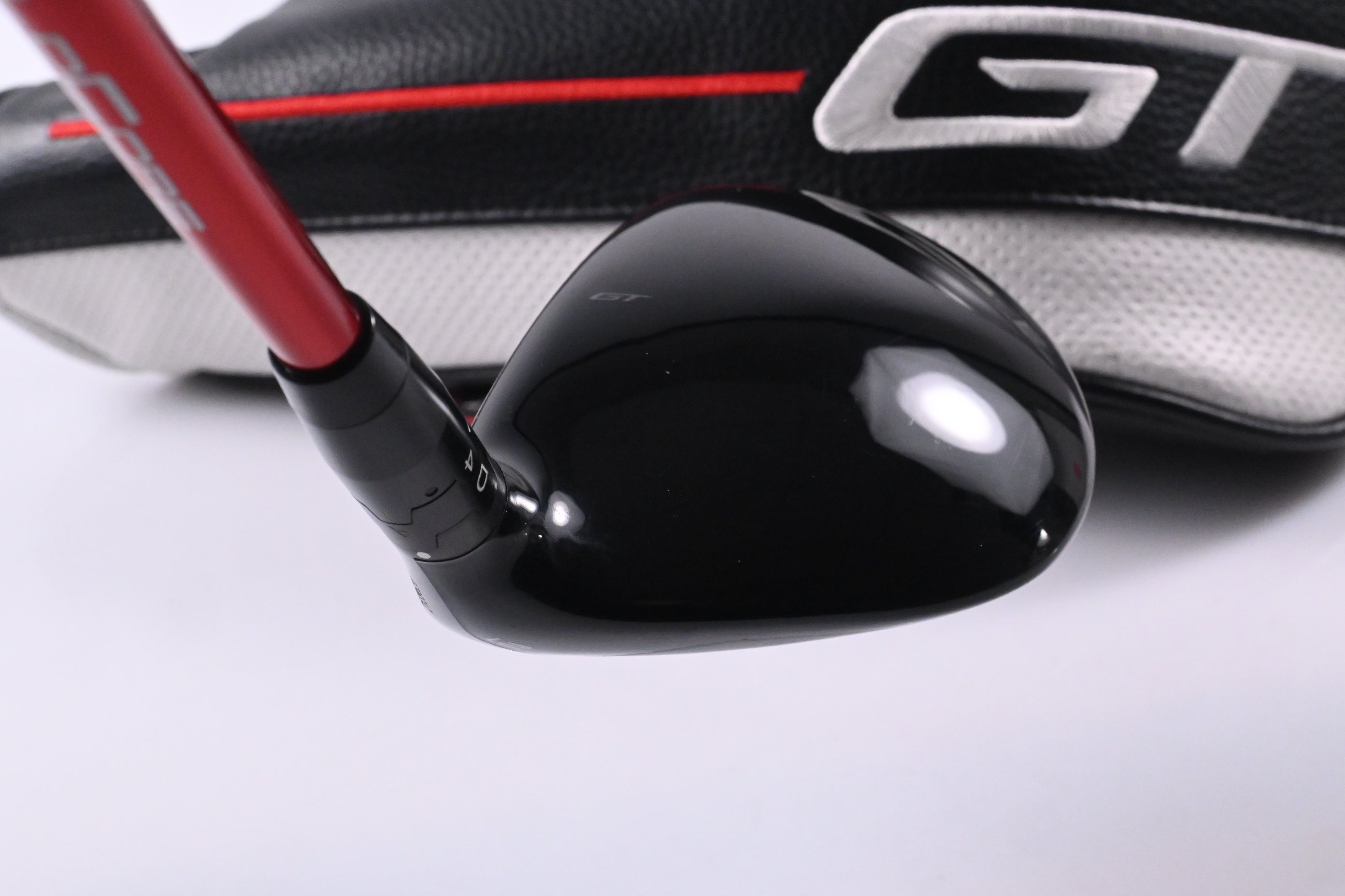 Titleist GT2 #7 Wood / 21 Degree / Stiff Flex Ventus Velocore Red 7 Shaft