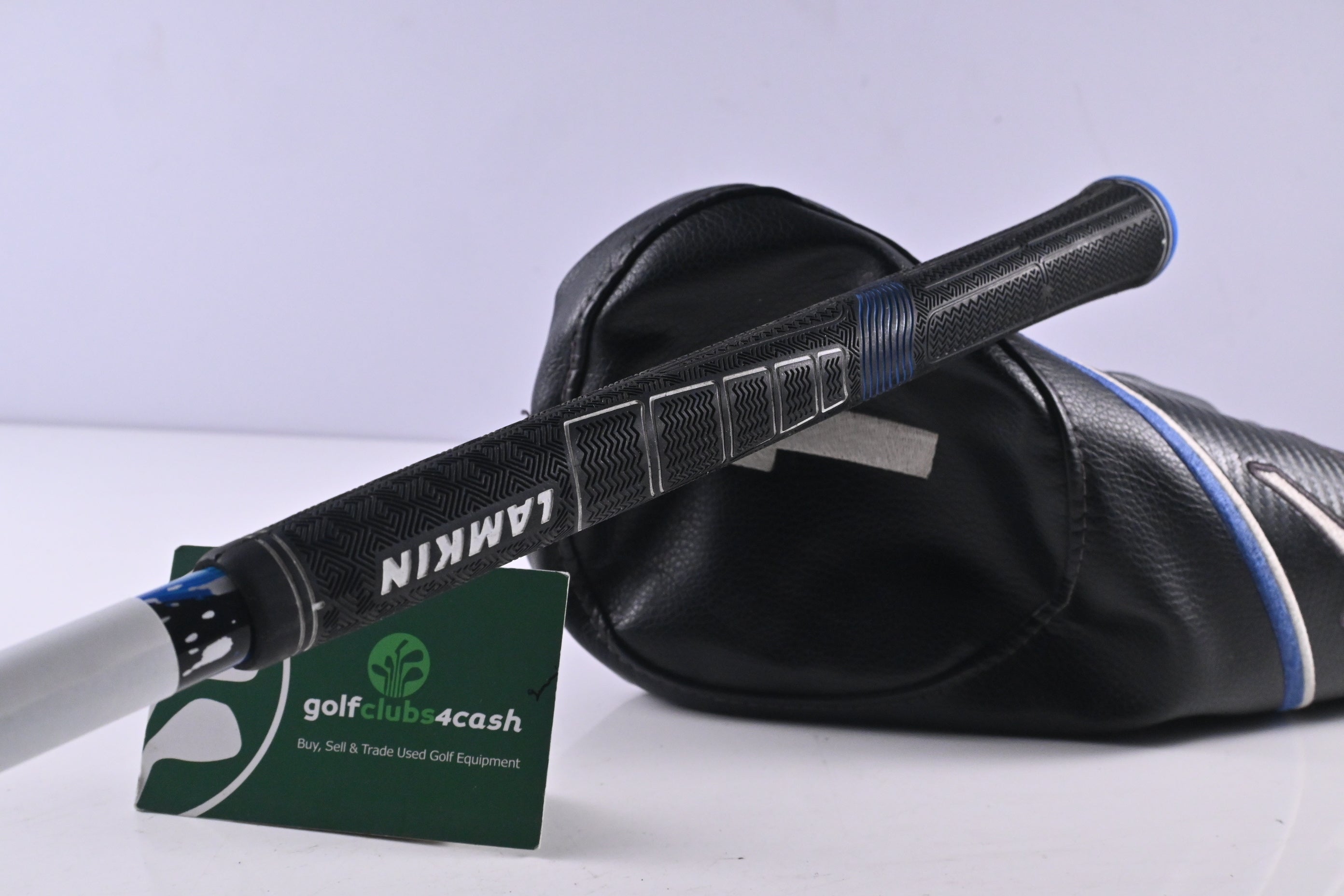 Mizuno ST200X Driver / 10.5 Degree / Regular Flex Kai'li Blue 60 Shaft