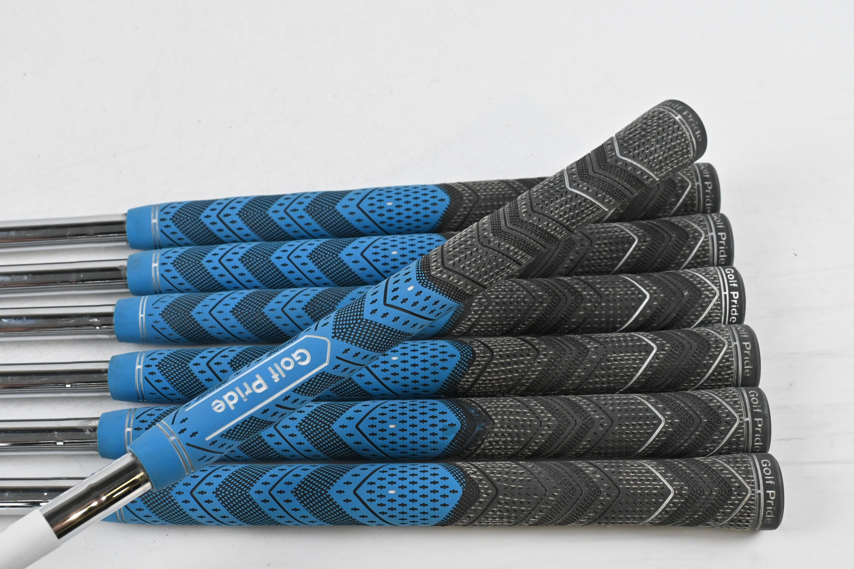 Ping G Series Irons / 5-PW+SW / Green Dot / Regular Flex Ping AWT 2.0 Shafts