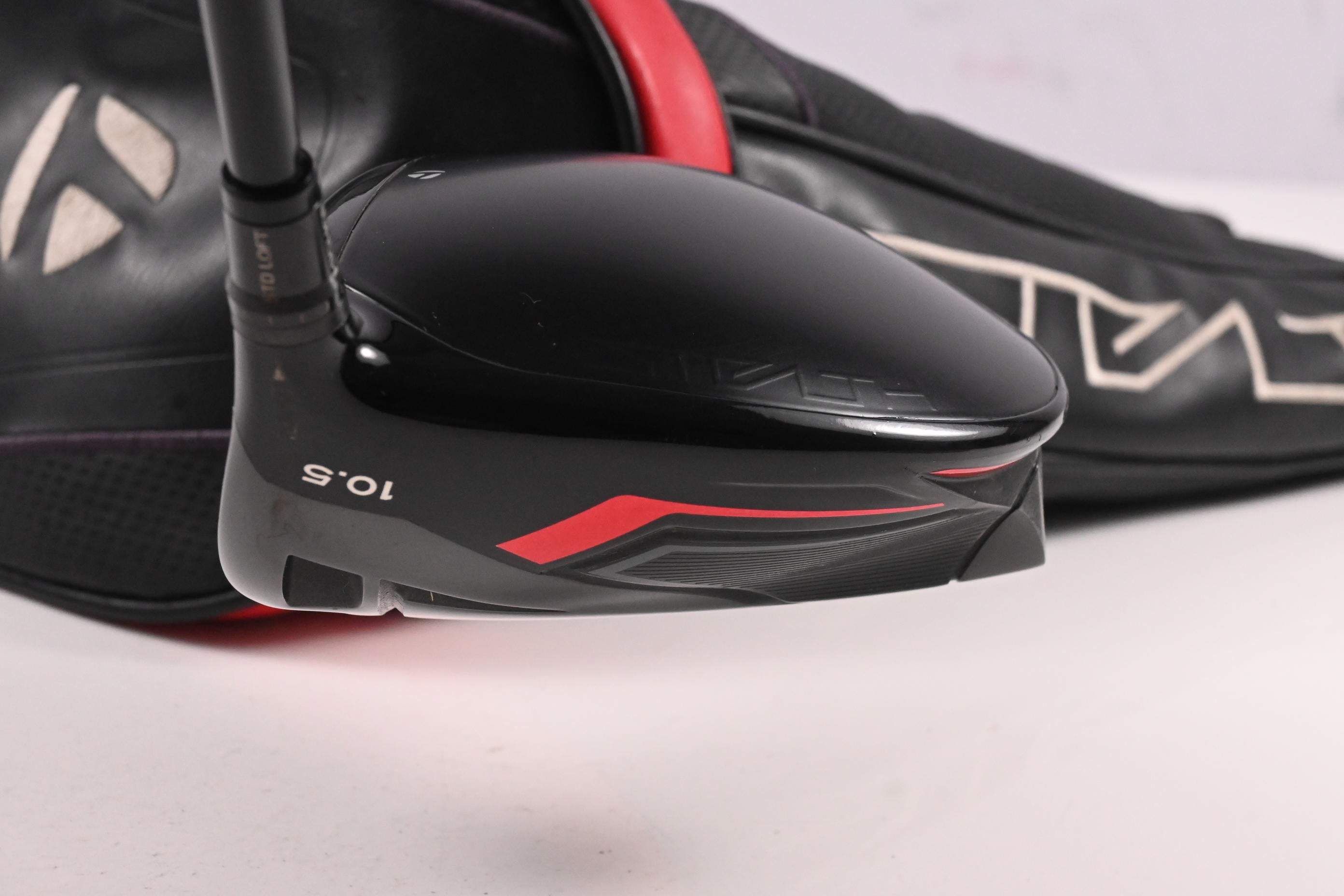 Taylormade Stealth Driver / 10.5 Degree / Regular Flex Ventus Red 5 Shaft