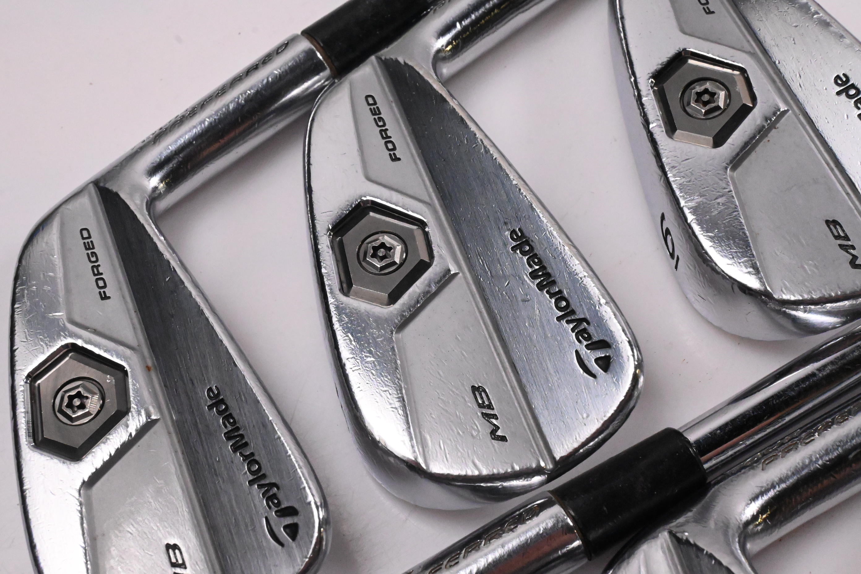 Taylormade Tour Preferred MB 2011 Irons / 4-PW / Stiff Flex Dynamic Gold S300