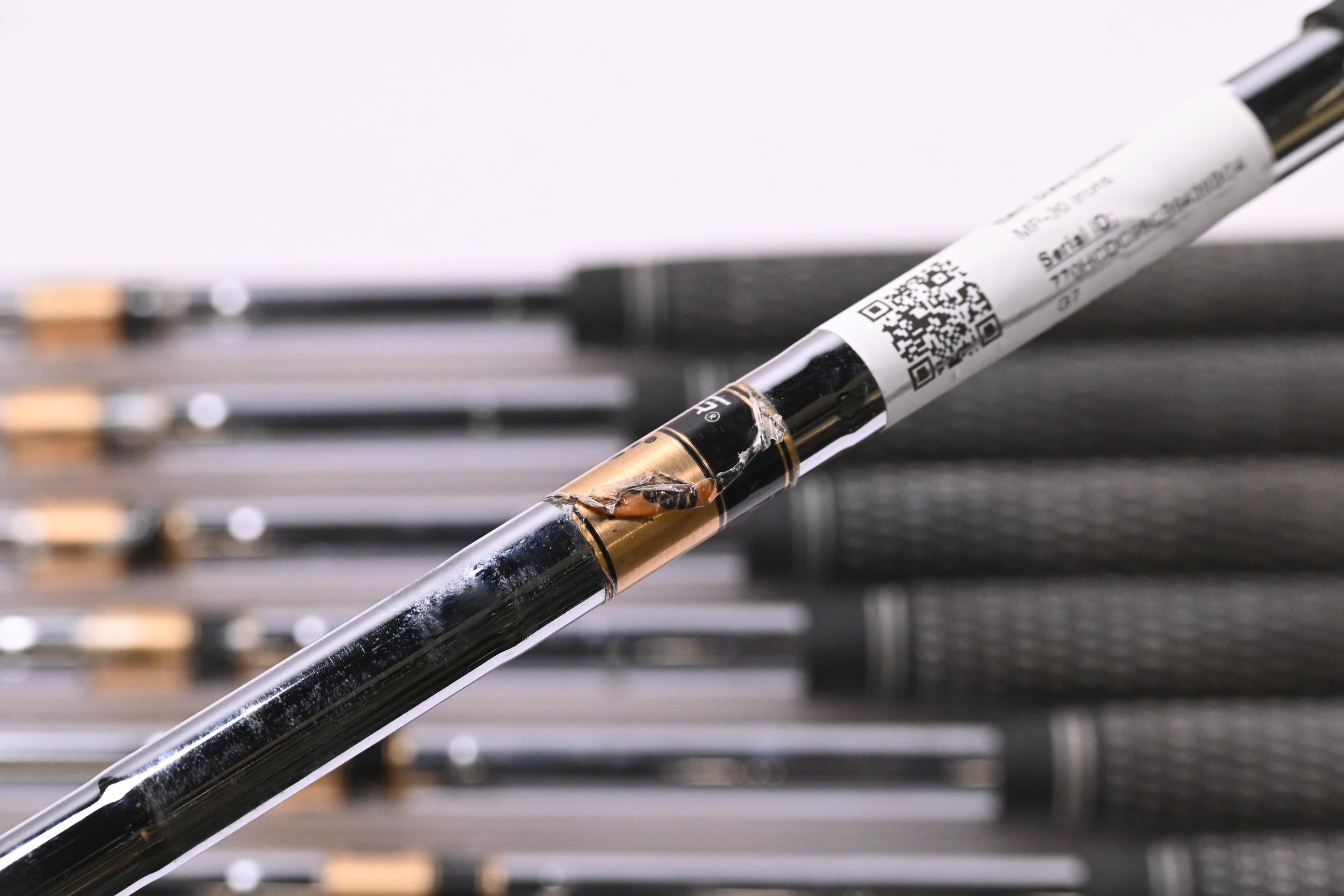 Mizuno MP-30 Irons / 4-PW / Stiff Flex Dynamic Gold S300 Shafts