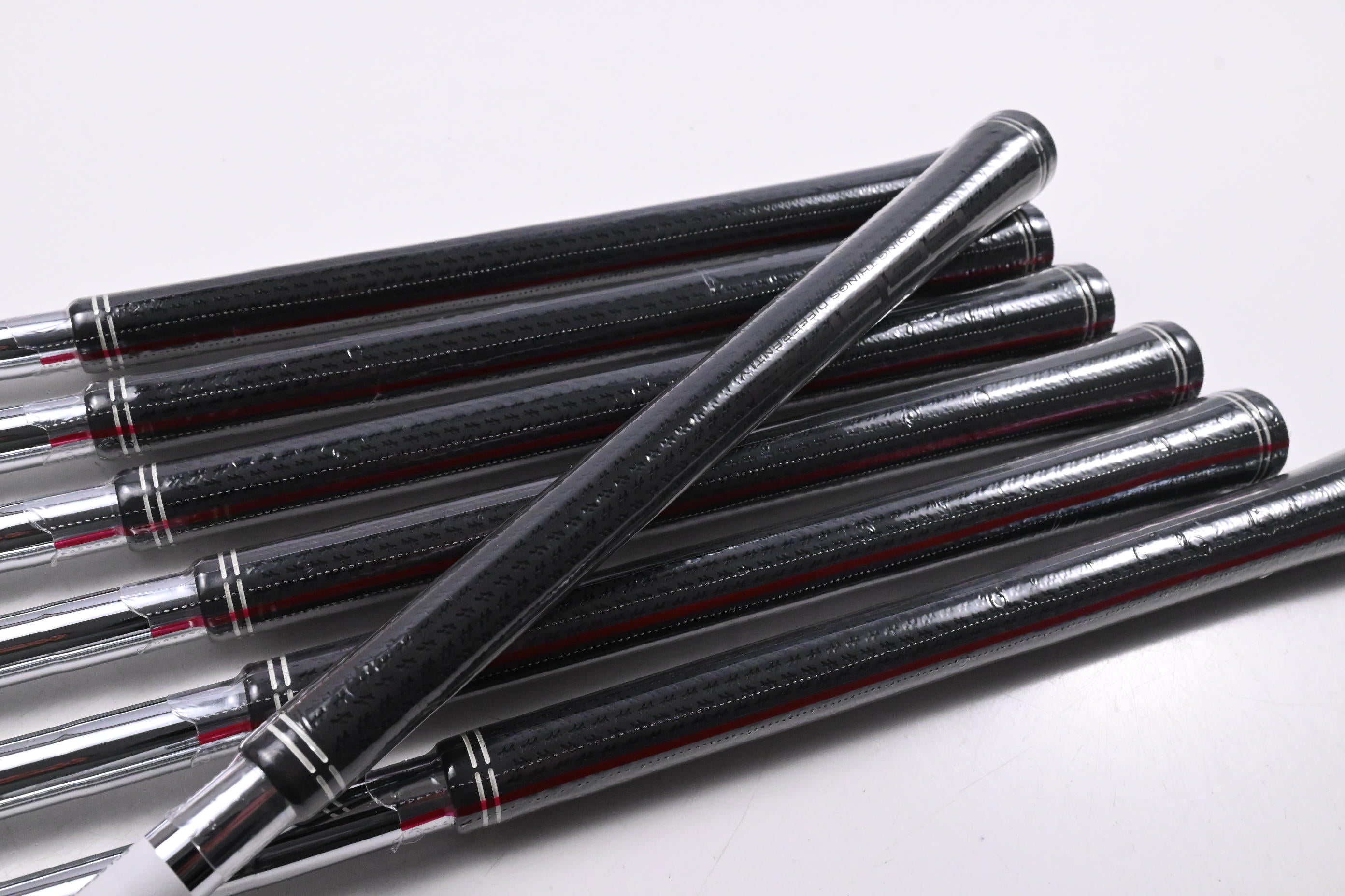 Cobra DS-Adapt Irons / 5-PW+GW / Stiff Flex KBS Tour Lite Shafts