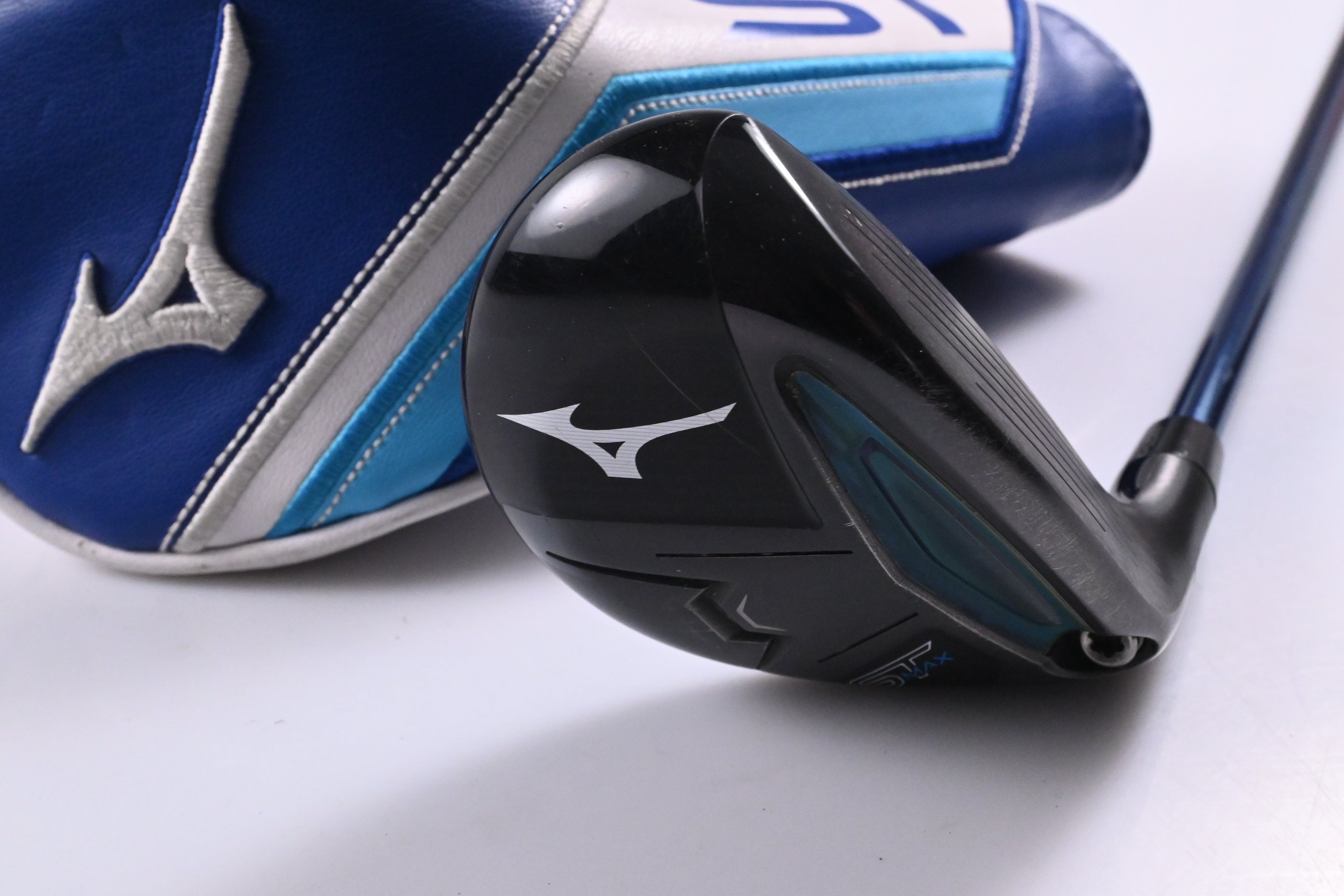 Mizuno ST-Max 230 #3 Hybrid / 19 Degree / Stiff Flex UST Mamiya LIN-Q 75 Shaft
