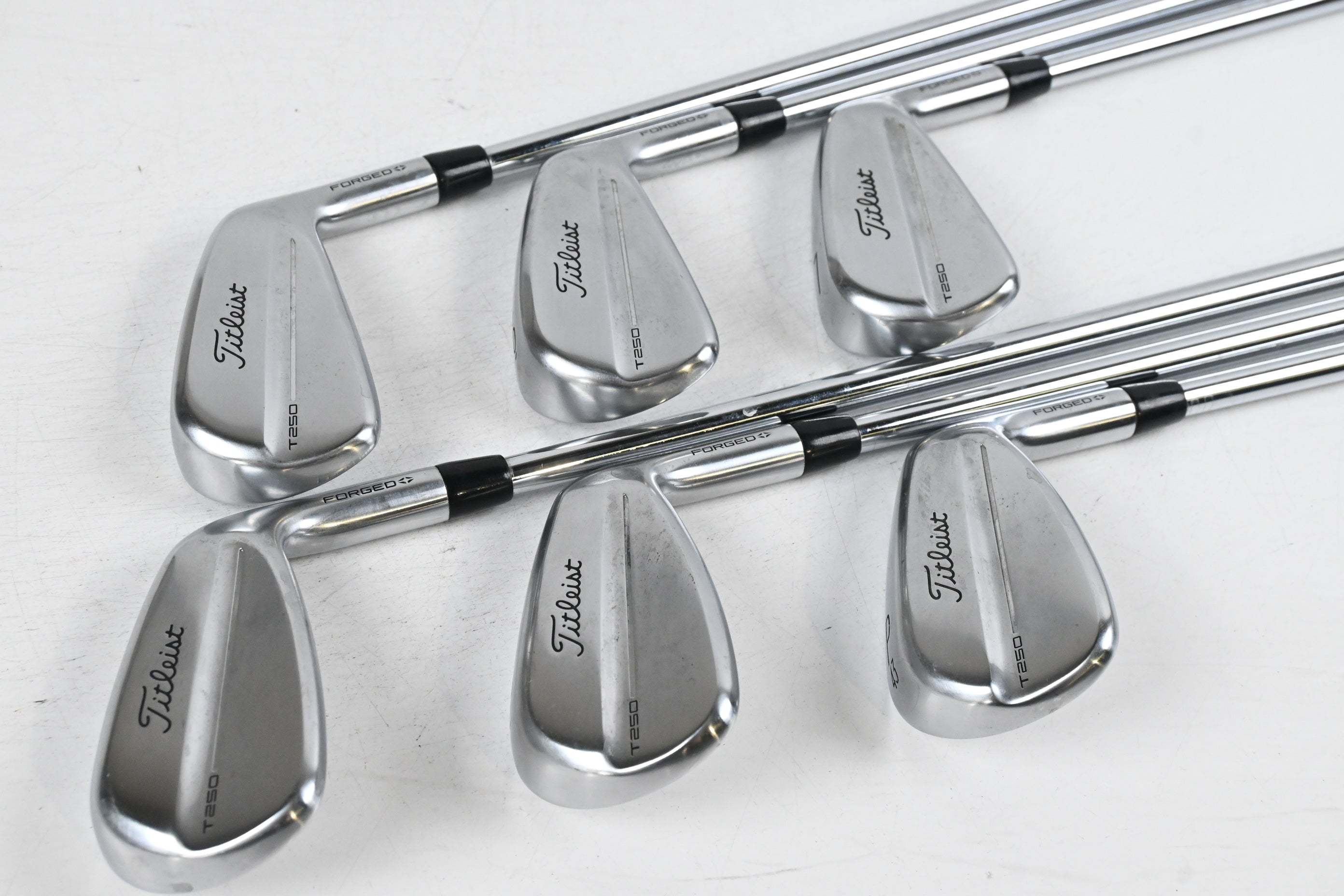 Titleist T250 2025 Irons / 5-PW / Stiff Flex Project X Rifle Shafts