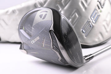 Taylormade Qi35 Driver / 12 Degree / Regular Flex Fujikura Air Speeder 50 Shaft