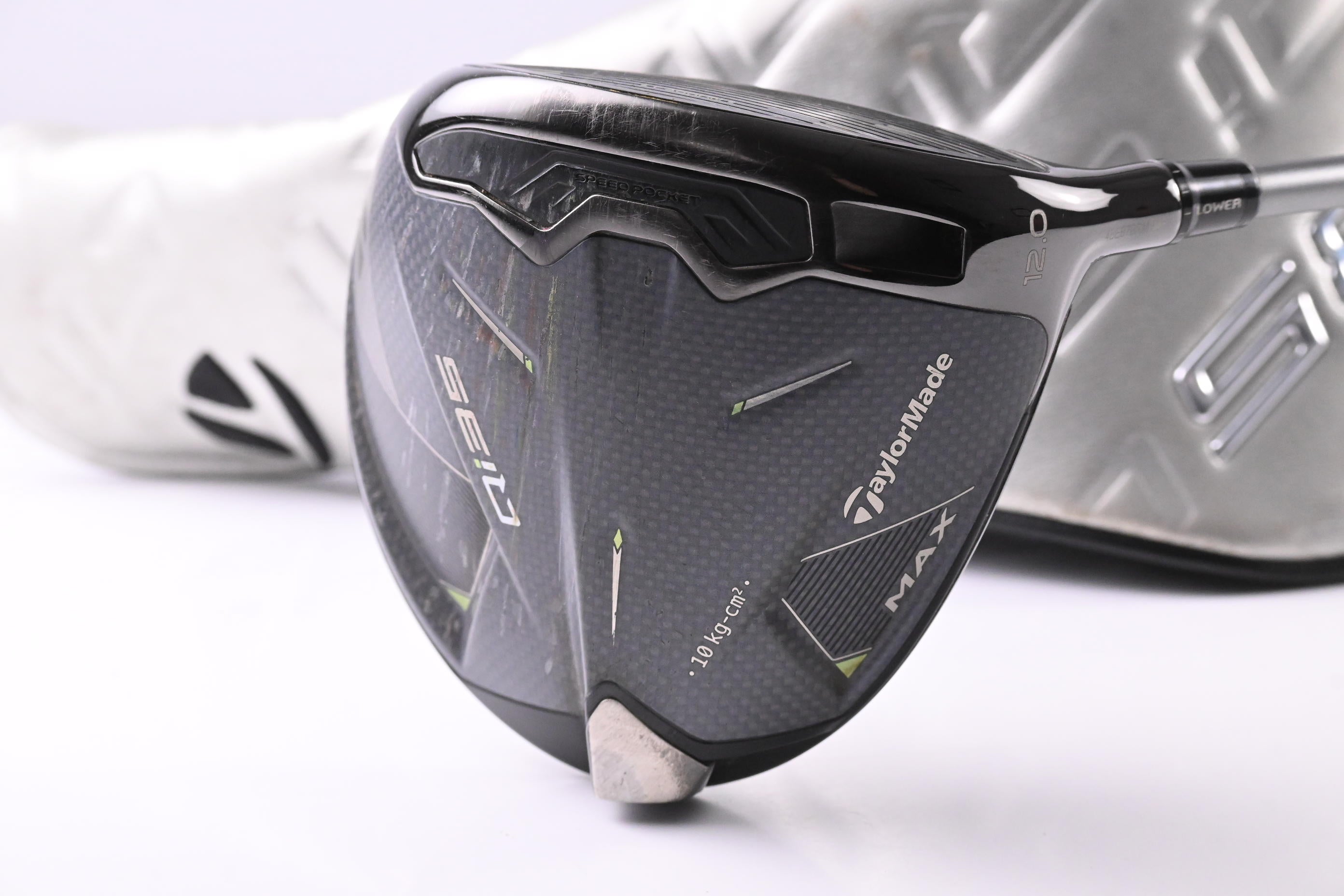 Taylormade Qi35 Driver / 12 Degree / Regular Flex Fujikura Air Speeder 50 Shaft