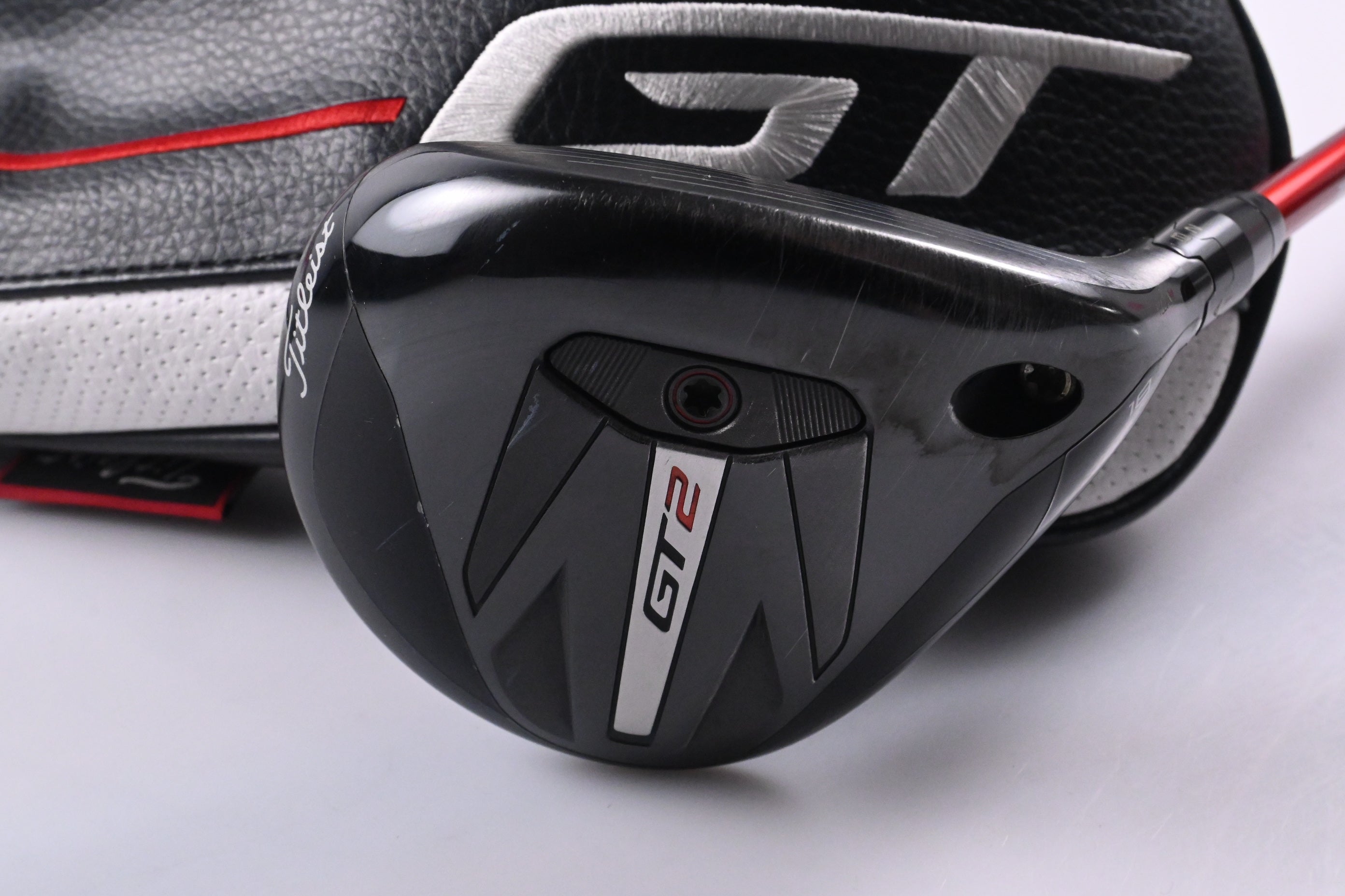 Titleist GT2 #5 Wood / 18 Degree / Stiff Flex Ventus Velocore Red 7 Shaft