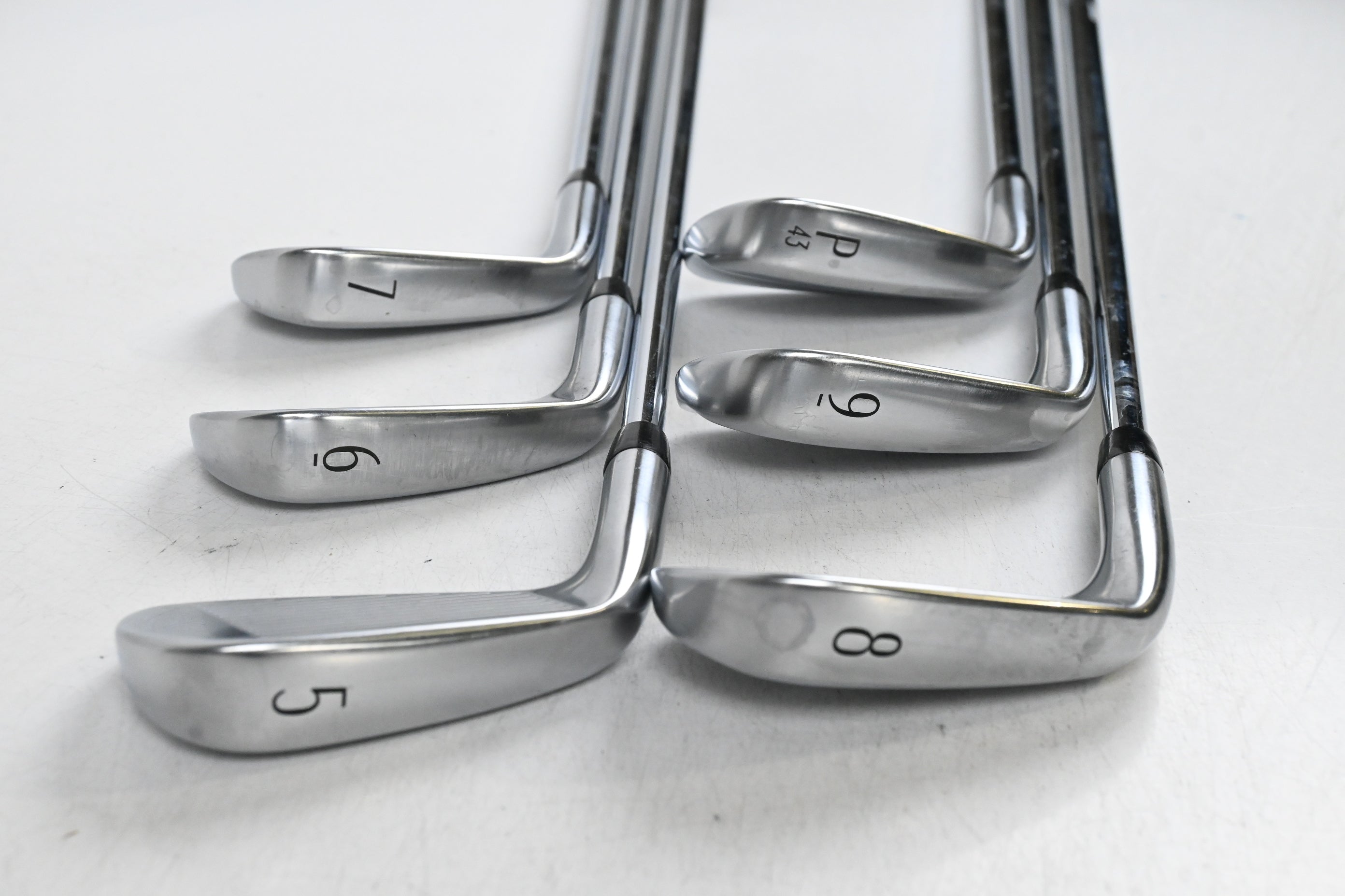 Titleist T250 2025 Irons / 5-PW / Stiff Flex Project X Rifle Shafts