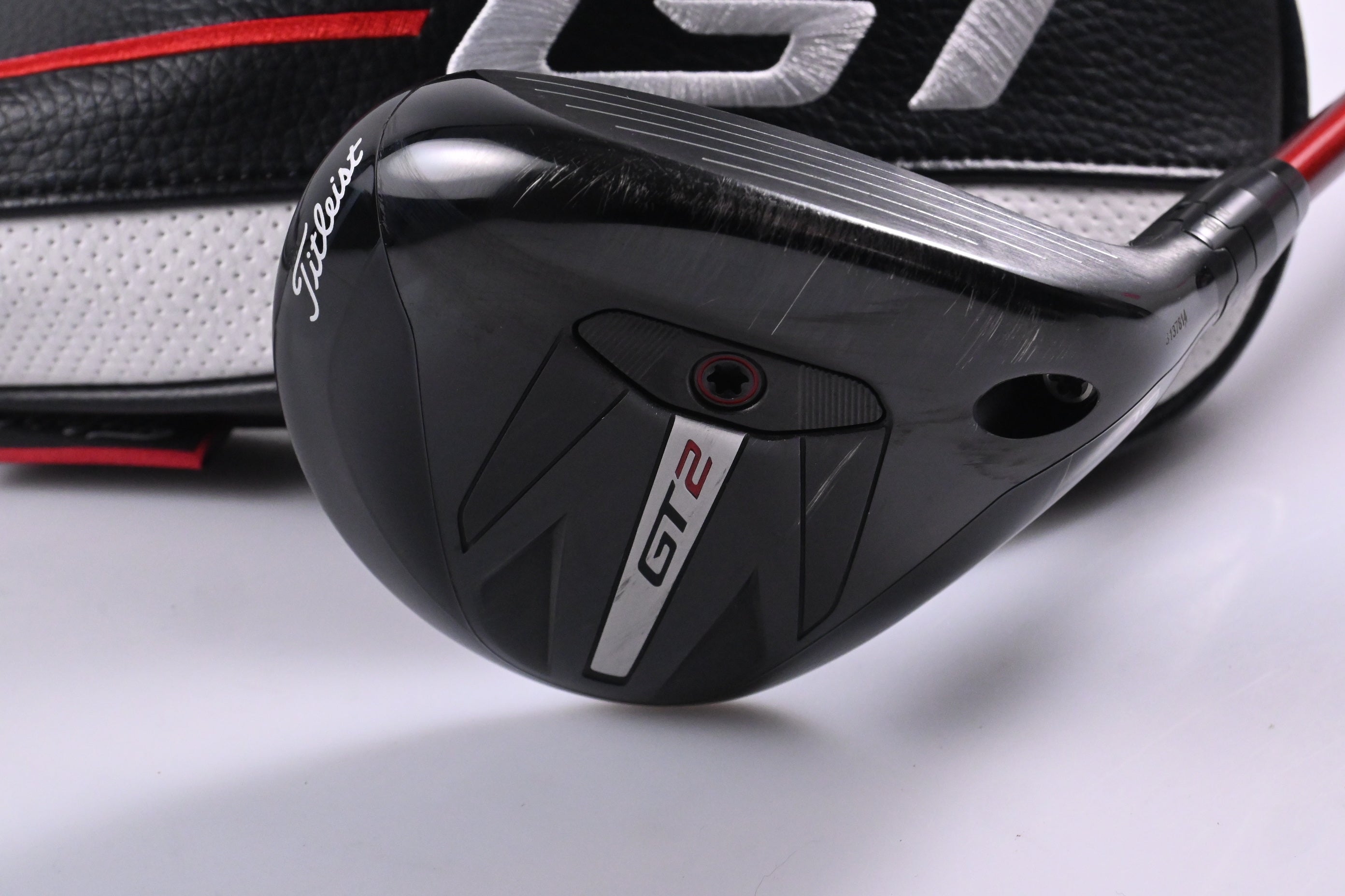 Titleist GT2 #5 Wood / 18 Degree / Regular Flex Project X Denali Red 60 Shaft