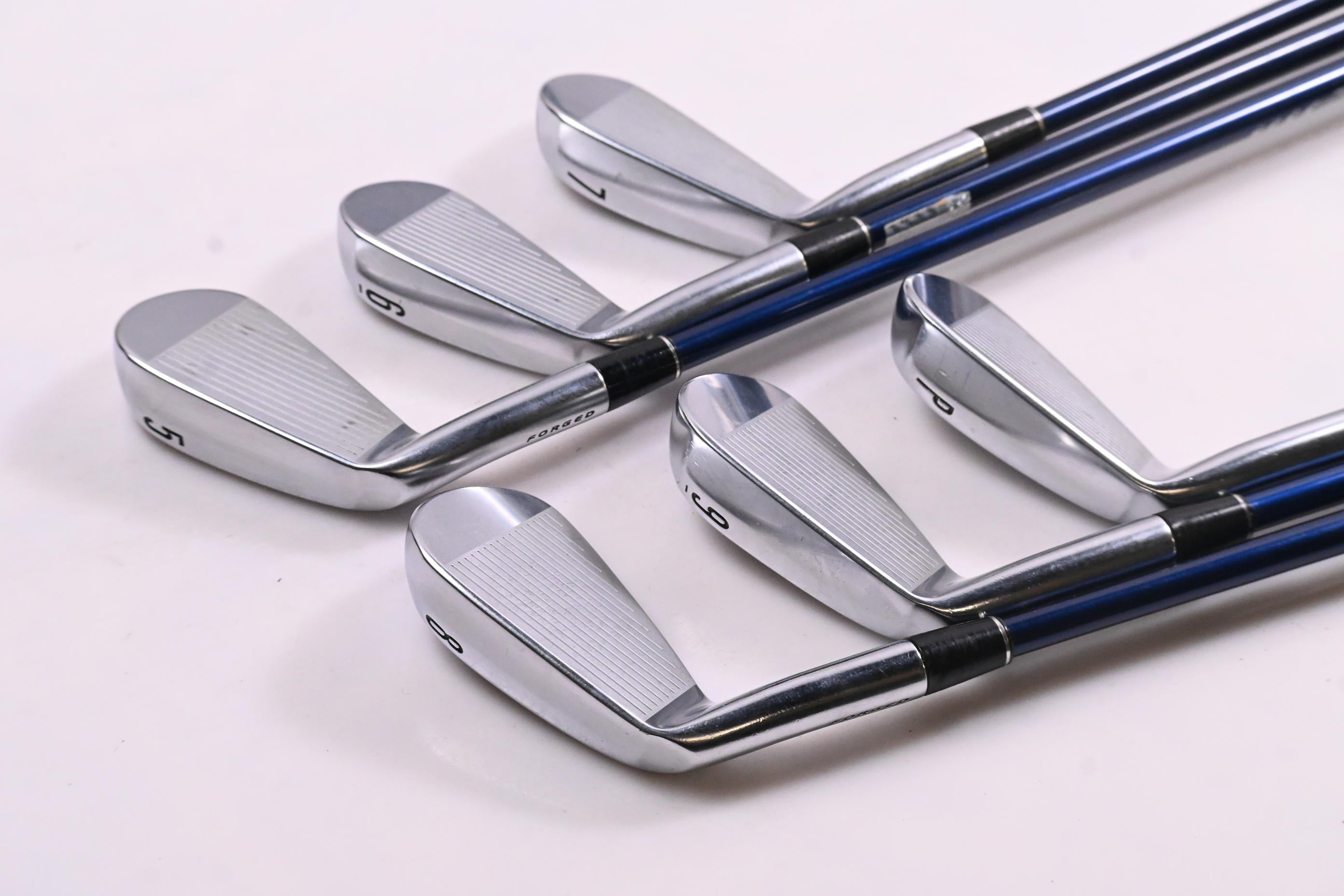 Srixon ZX5 Irons / 5-PW / Regular Flex Mitsubishi Diamana ZX 60 Shafts