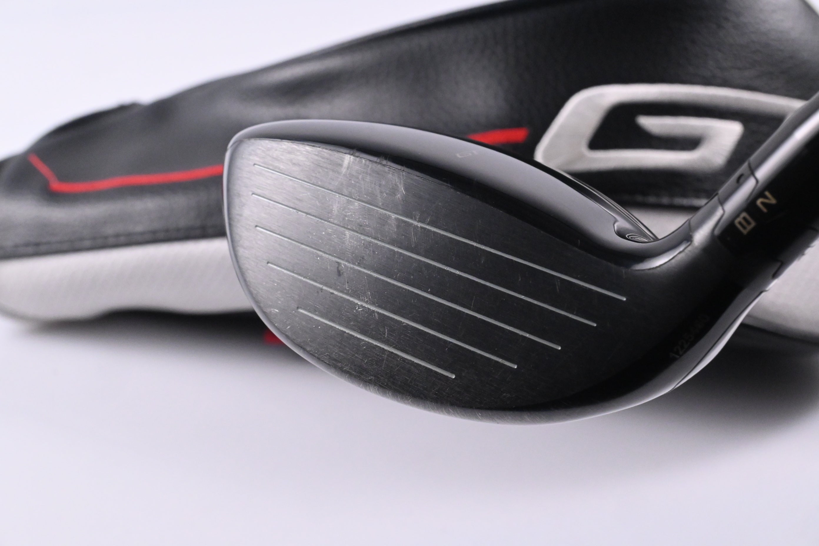 Titleist GT2 #5 Wood / 18 Degree / Stiff Flex Ventus Velocore Red 7 Shaft