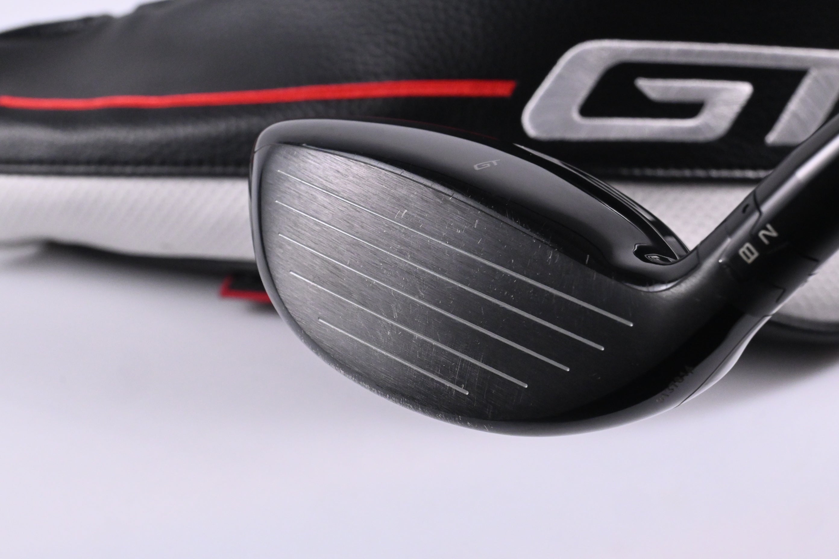 Titleist GT2 #5 Wood / 18 Degree / Regular Flex Project X Denali Red 60 Shaft