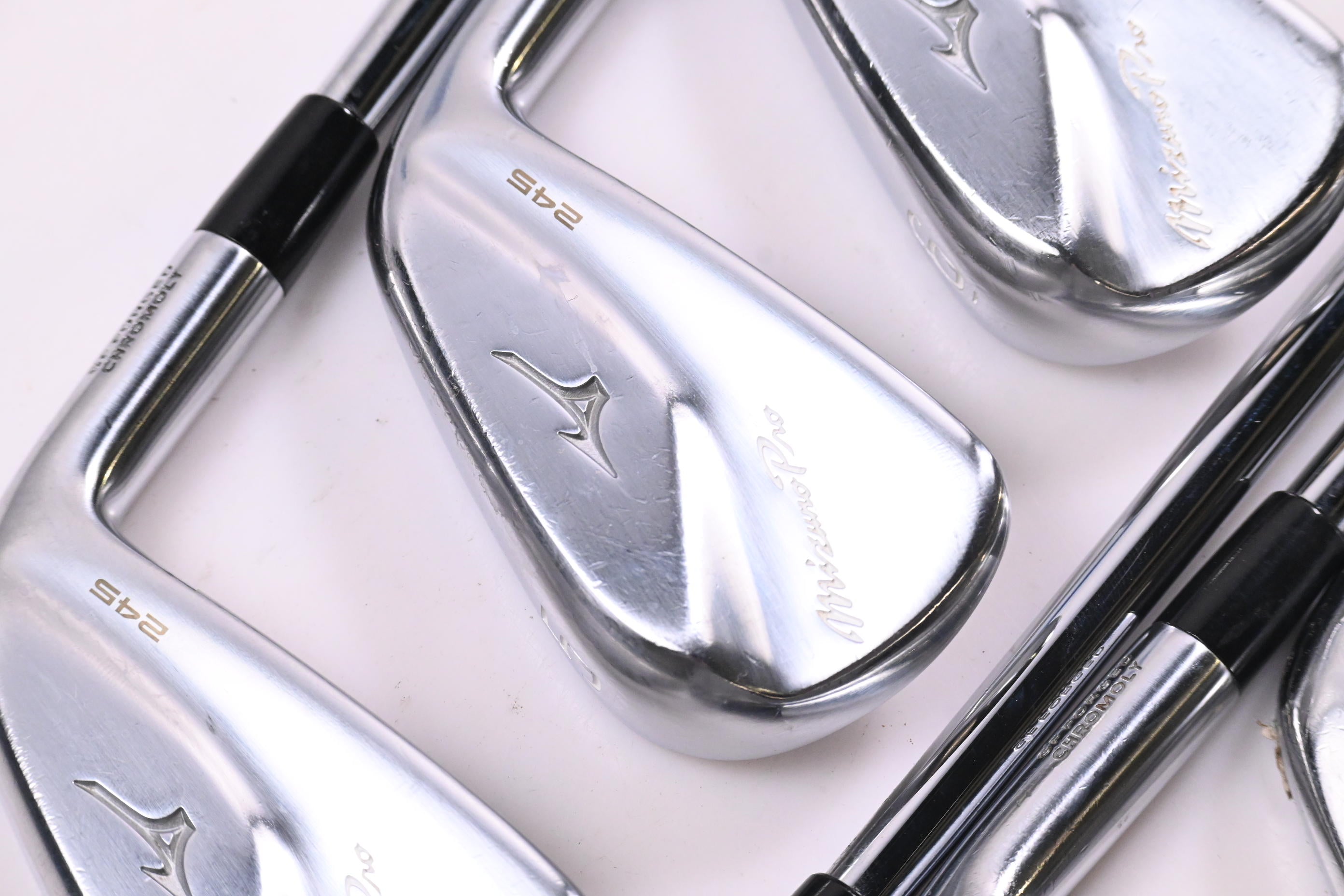 Mizuno Pro 245 Irons / 4-PW / Stiff Flex Project X Shafts