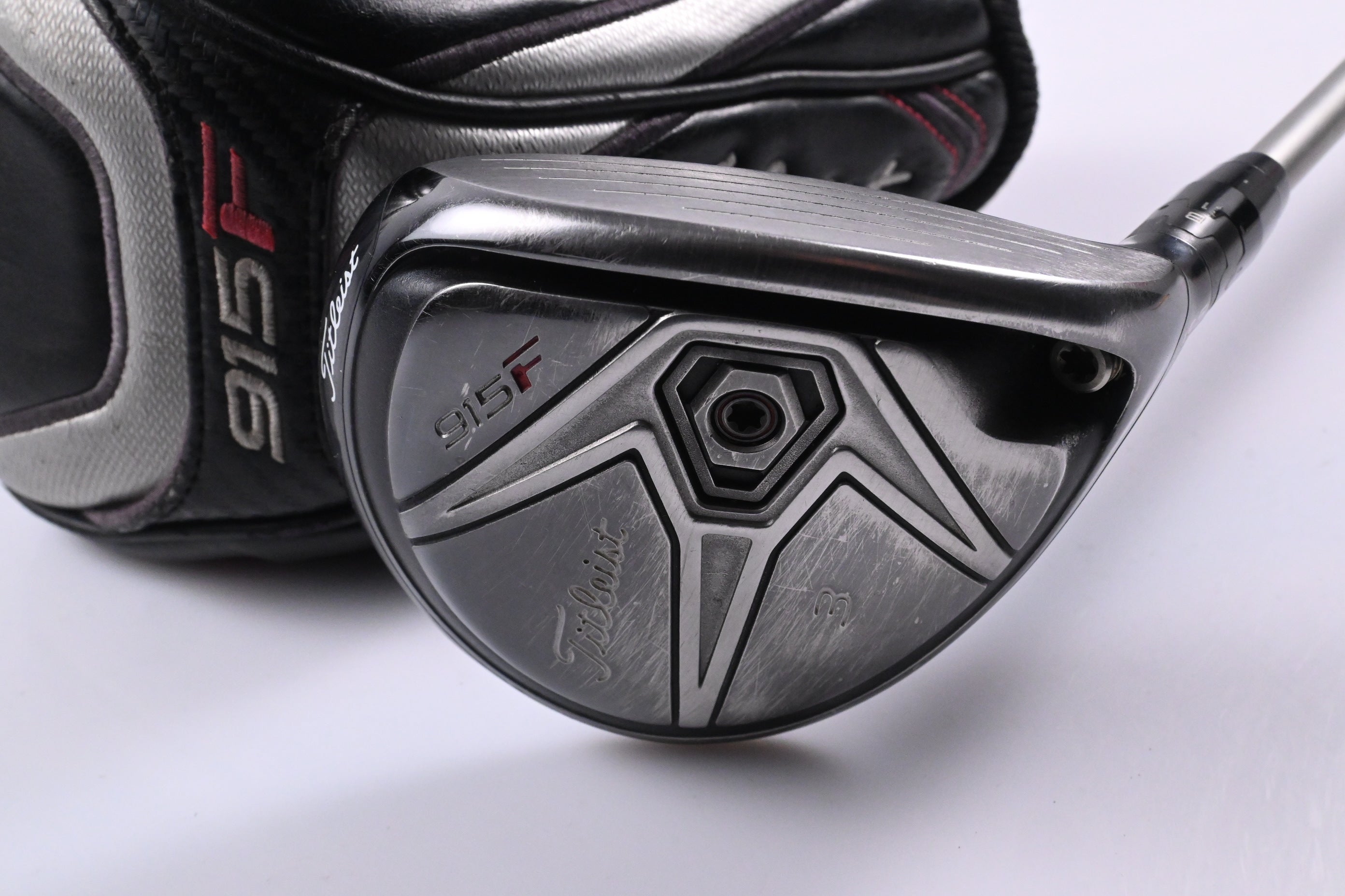 Titleist 915 F #3 Wood / 16.5 Degree / Regular Flex Diamana M+ Red 60 Shaft