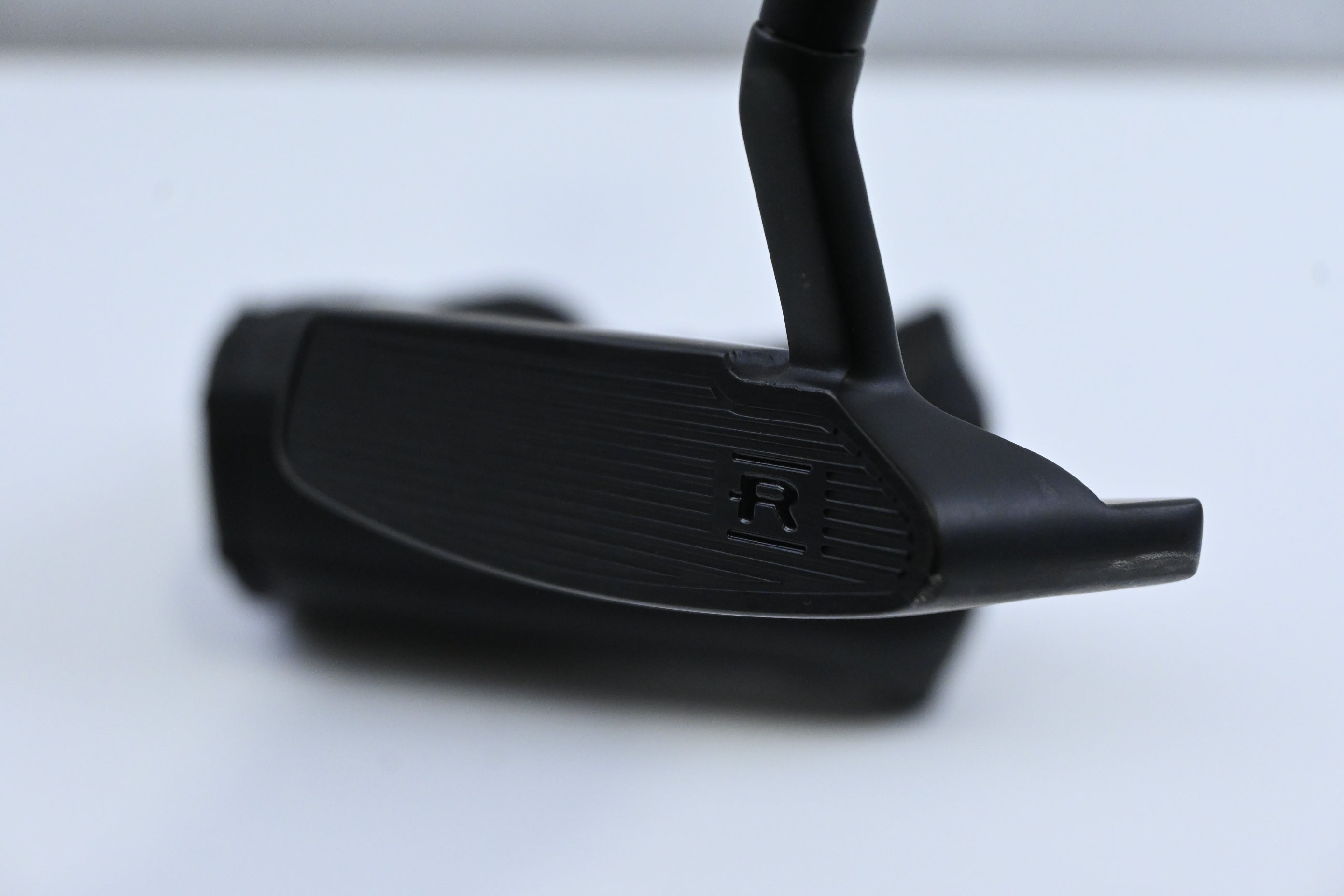 Rife Roll Groove Black Edition 002 Putter / 34 Inch