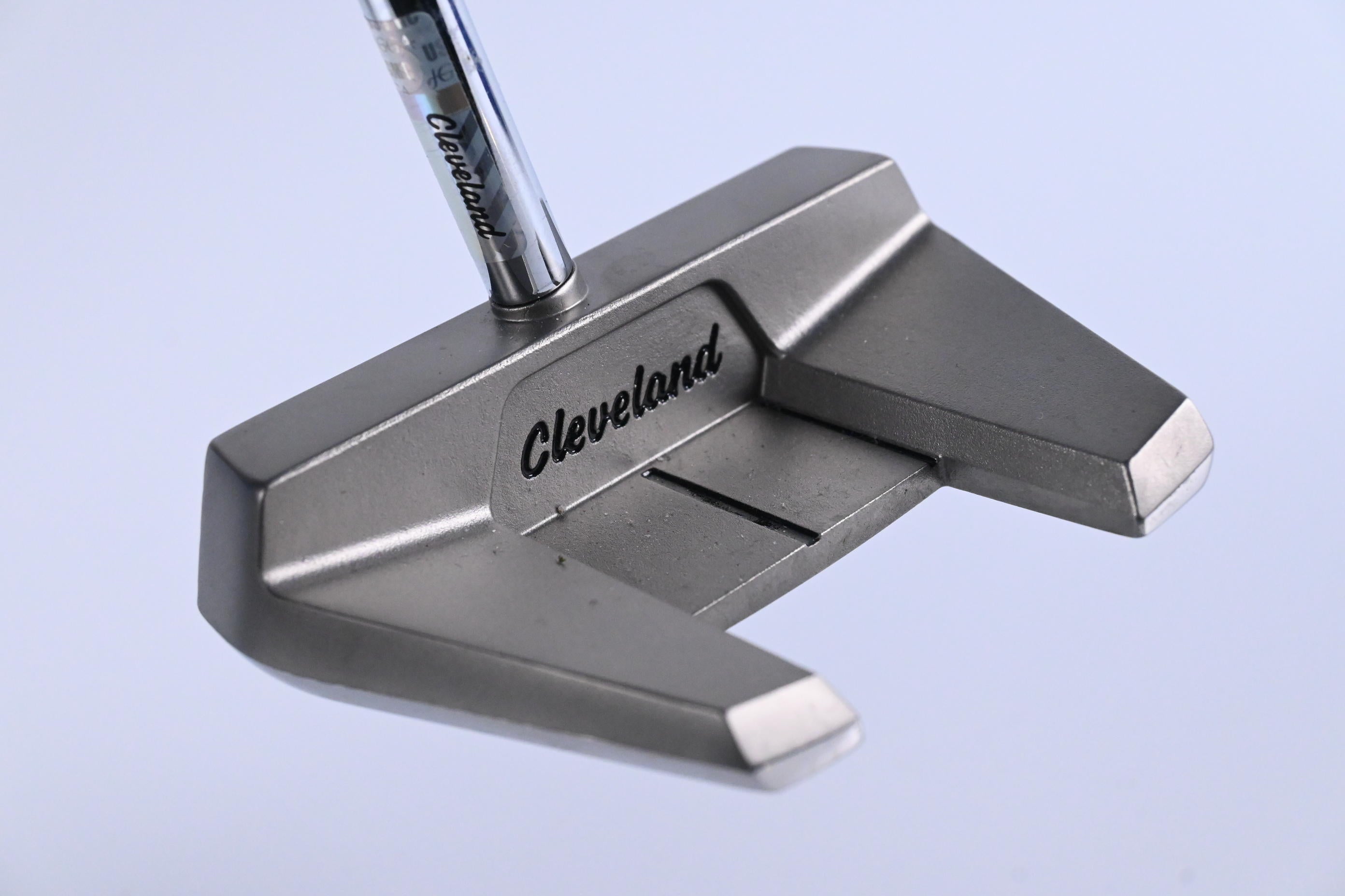 Cleveland HB Soft 2 11 Broom Handle Putter / 48 Inch