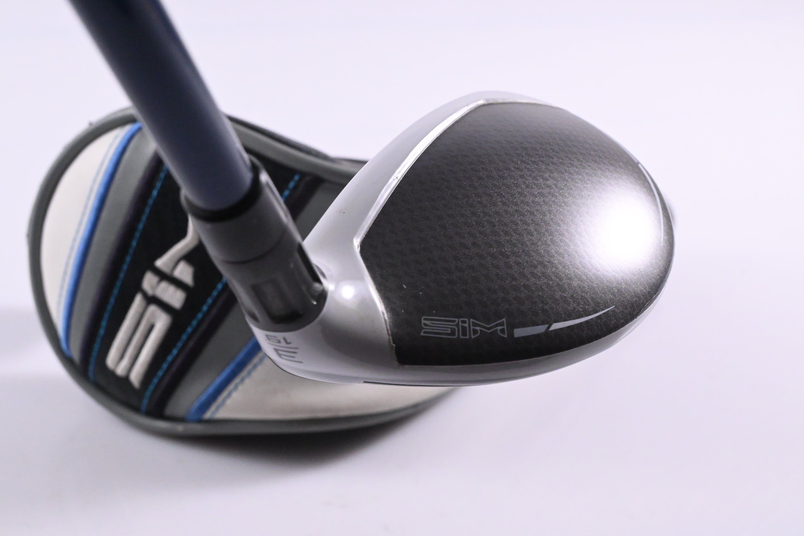 Taylormade SIM Max #3 Hybrid / 19 Degree / Regular Flex Ventus Blue 6 Shaft
