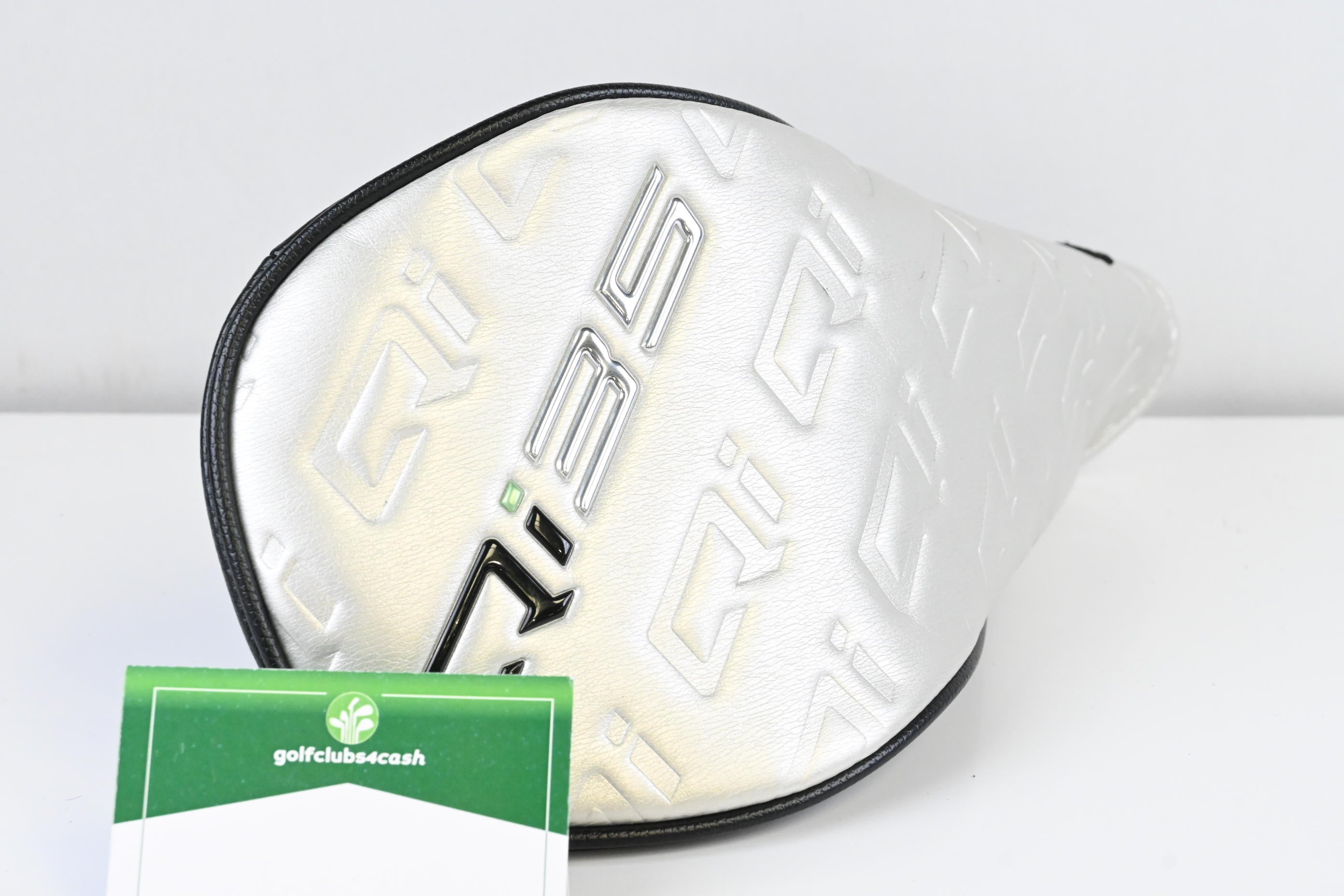 Taylormade Qi35 LS Driver / 10.5 Degree / Stiff Flex Kai'li Black 60 Shaft