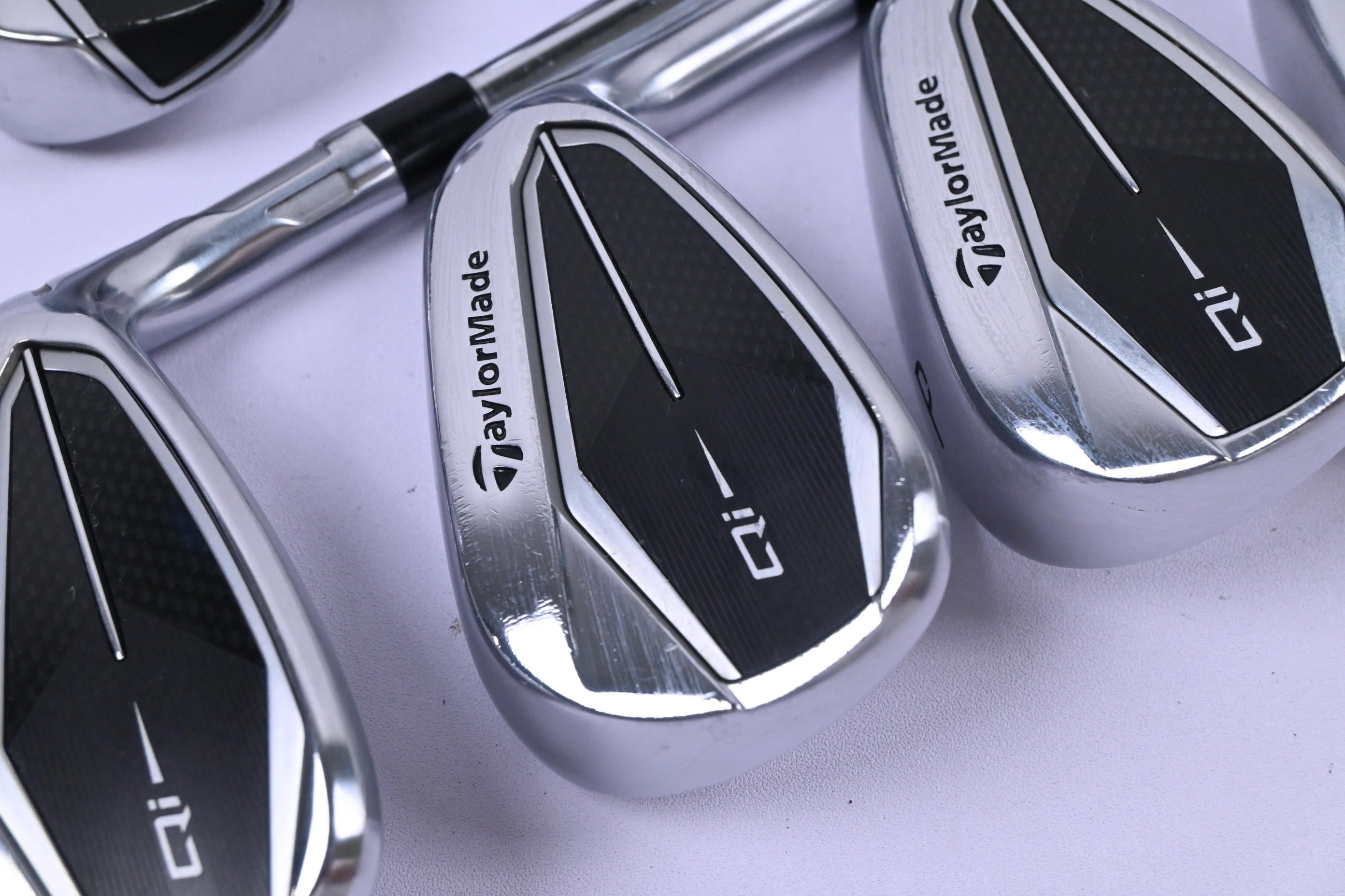 Taylormade Qi Irons / 5-PW+GW / Regular Flex KBS Max MT 85 Shafts
