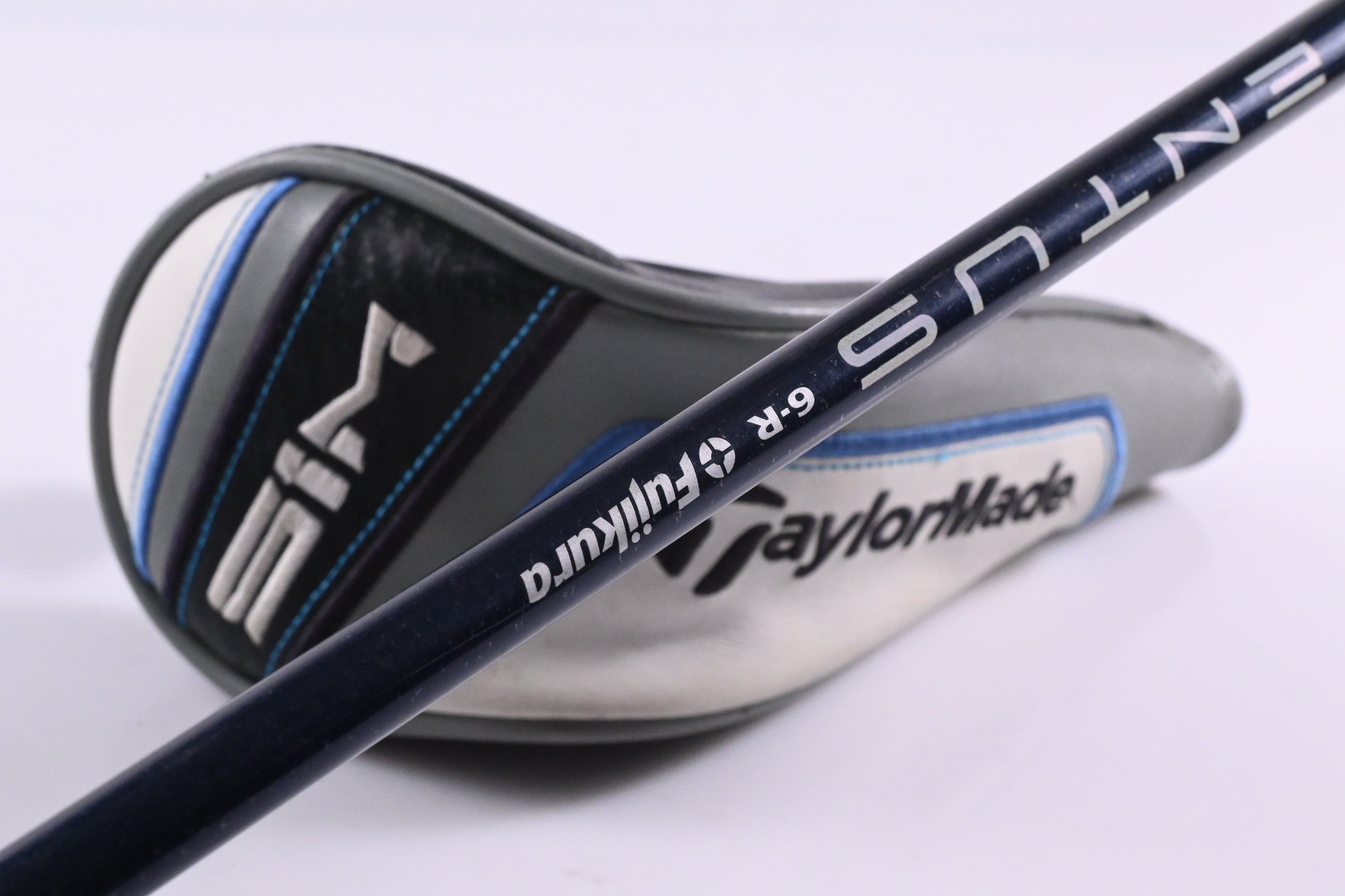 Taylormade SIM Max #3 Hybrid / 19 Degree / Regular Flex Ventus Blue 6 Shaft