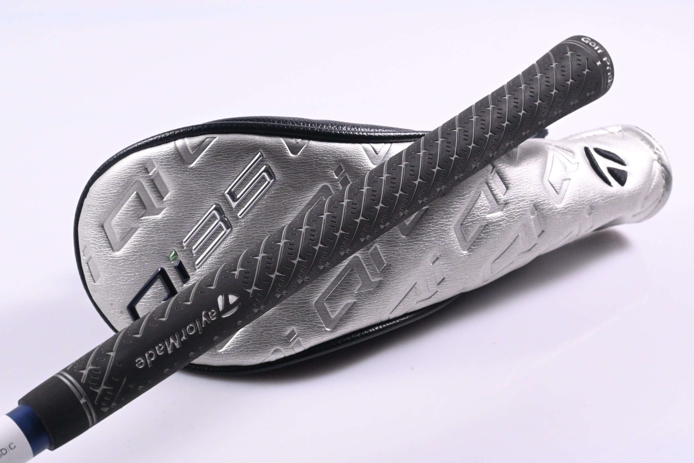 Taylormade Qi35 #4 Hybrid / 22 Degree / Regular Flex Fujikura Ventus Blue 6
