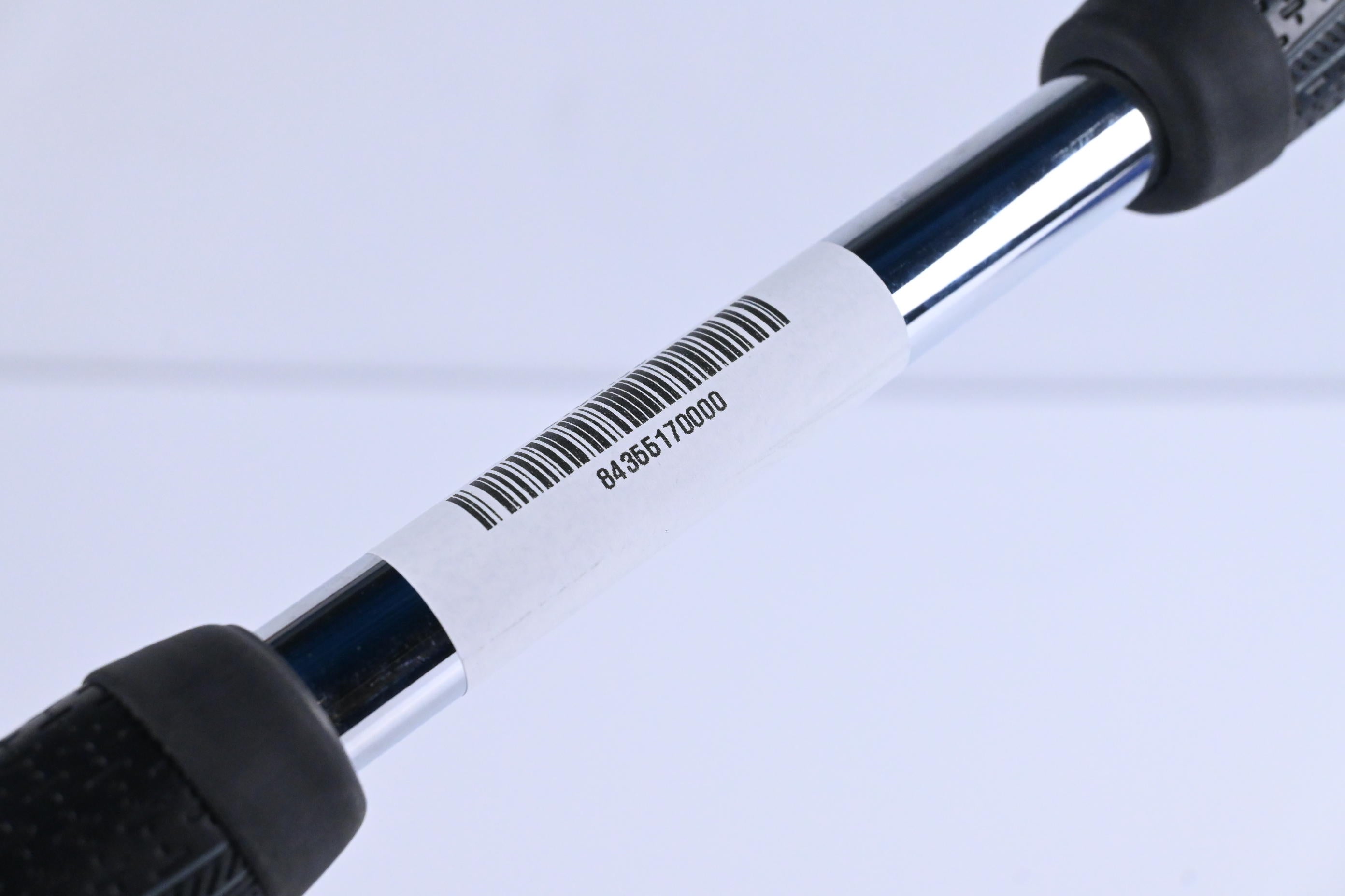 Cleveland HB Soft 2 11 Broom Handle Putter / 48 Inch