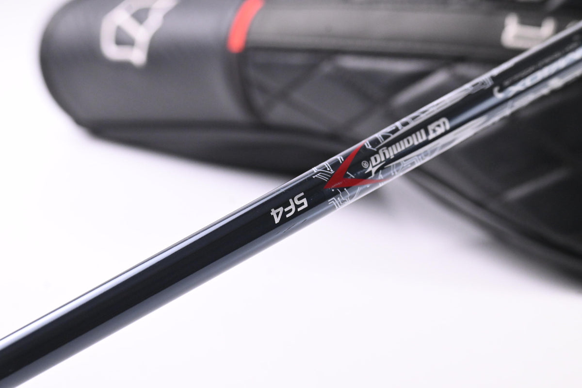Wilson DYNAPWR Max 2025 Driver / 9 Degree / Stiff Flex UST LinQ Red 5 M40X Shaft