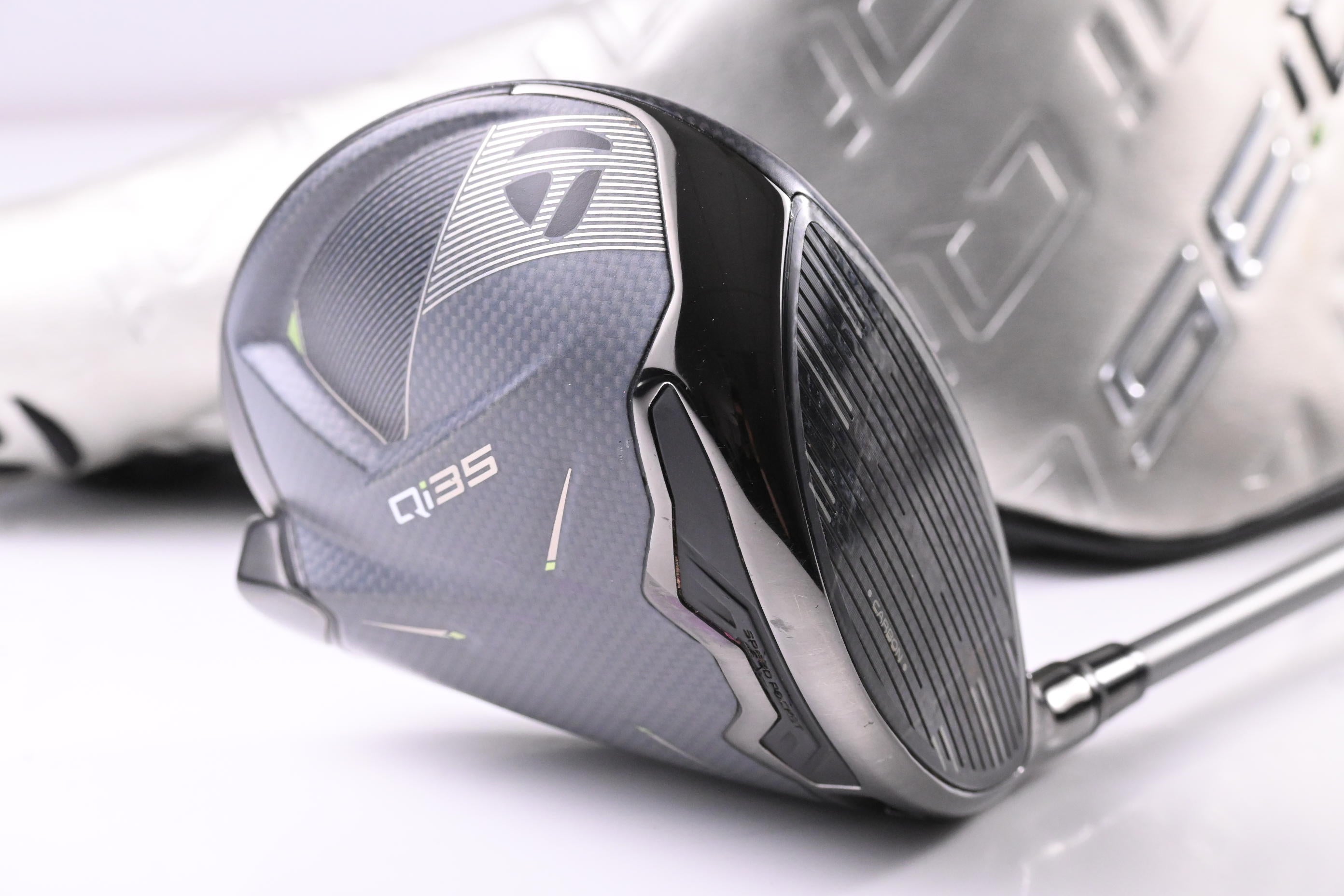 Taylormade Qi35 Max Driver / 10.5 Degree / Stiff Flex Fujikura Air Speeder 50