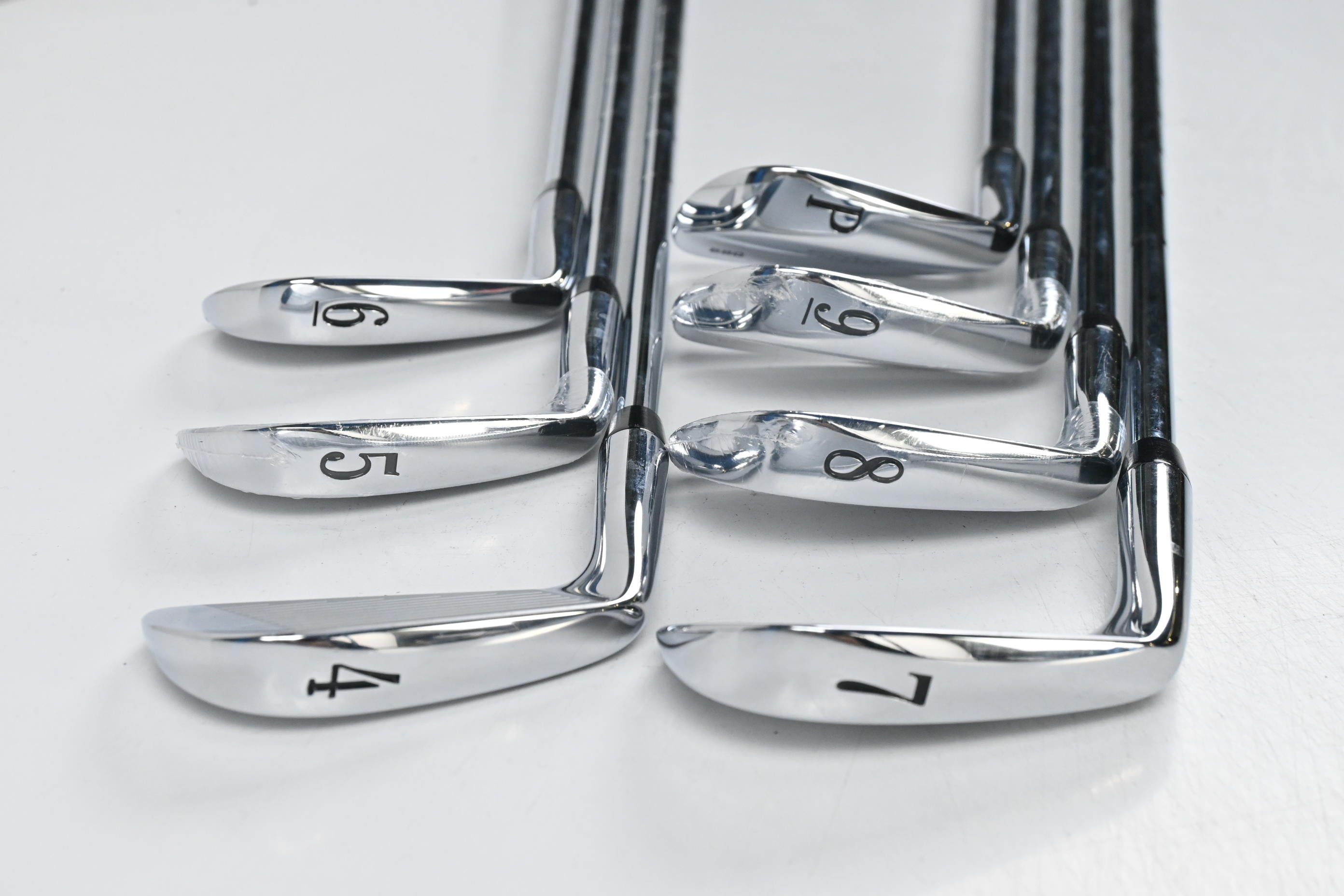 Titleist 680 Forged 2025 Irons / 4-PW / X-Flex Dynamic Gold X100 Steel Shafts