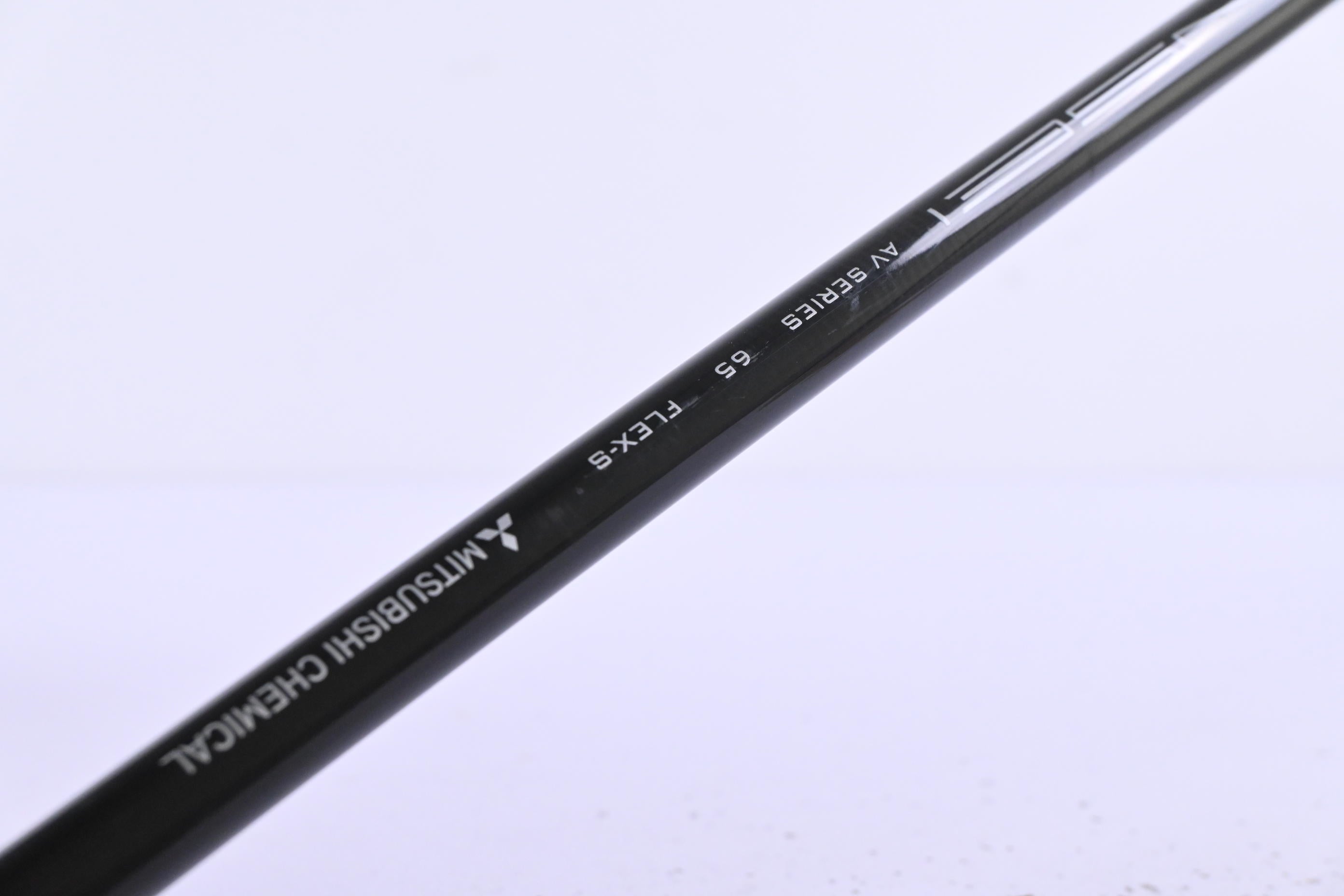 Titleist TSR2 #5 Wood / 18 Degree / Stiff Flex Tensei AV Raw Blue 65 Shaft