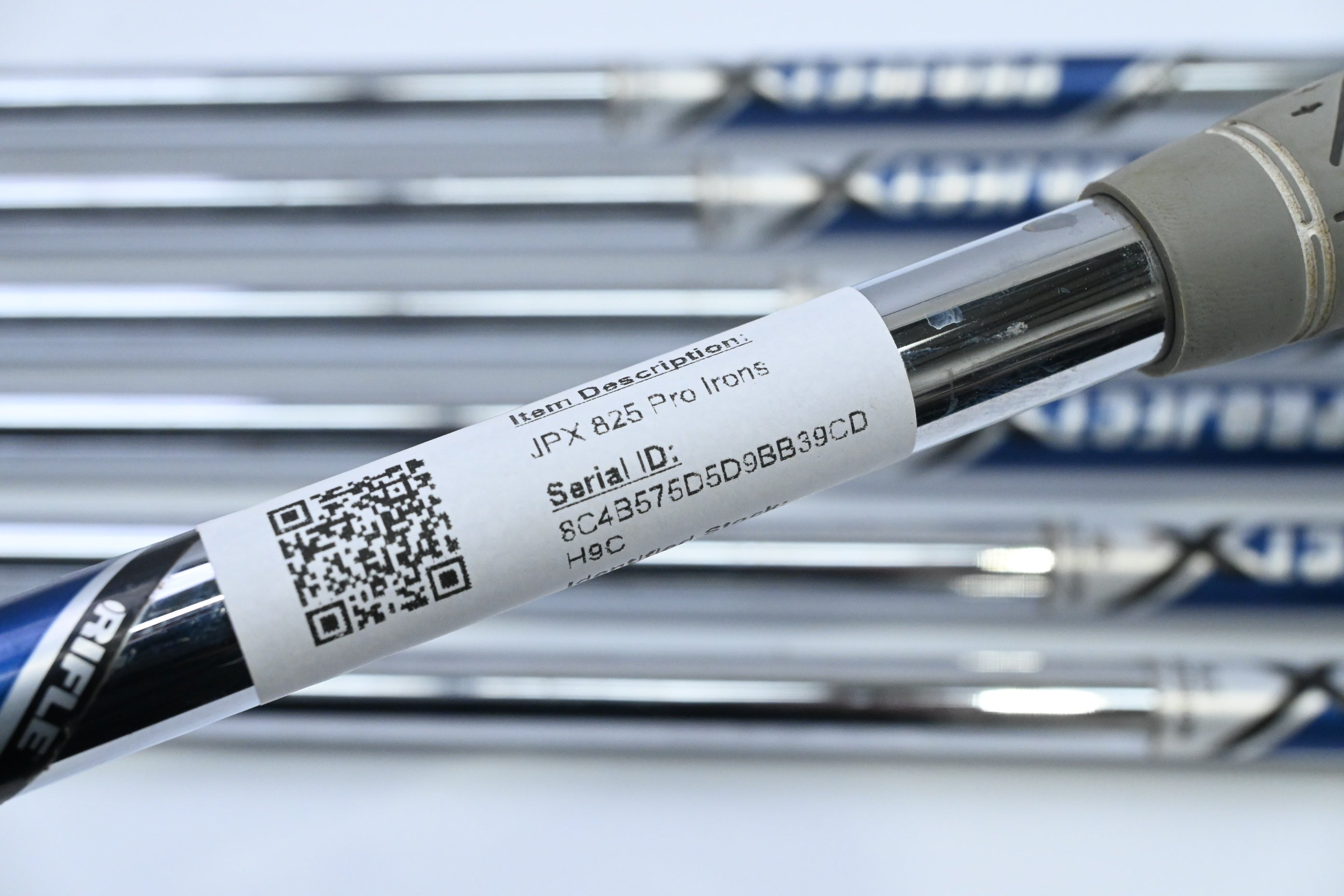 Mizuno JPX 825 Pro Irons / 4-PW / X-Flex Project X Rifle Shaft