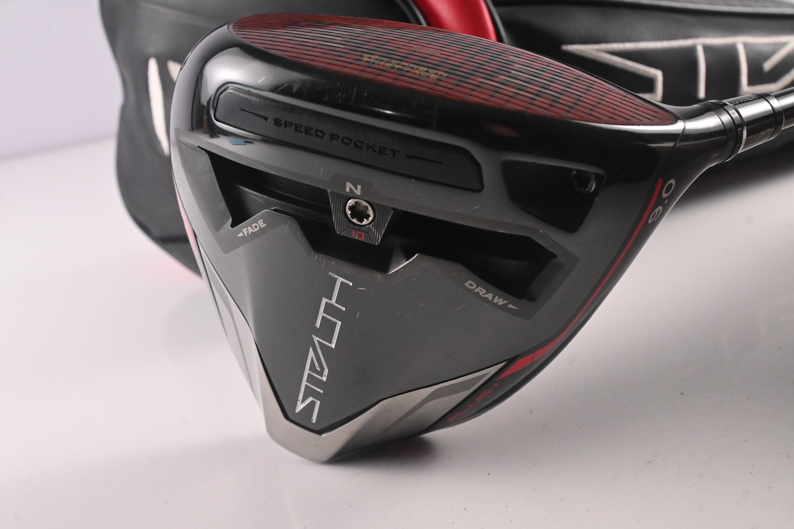 Taylormade Stealth Plus Driver / 9 Degree / X-Flex Kai'li White 60 Shaft
