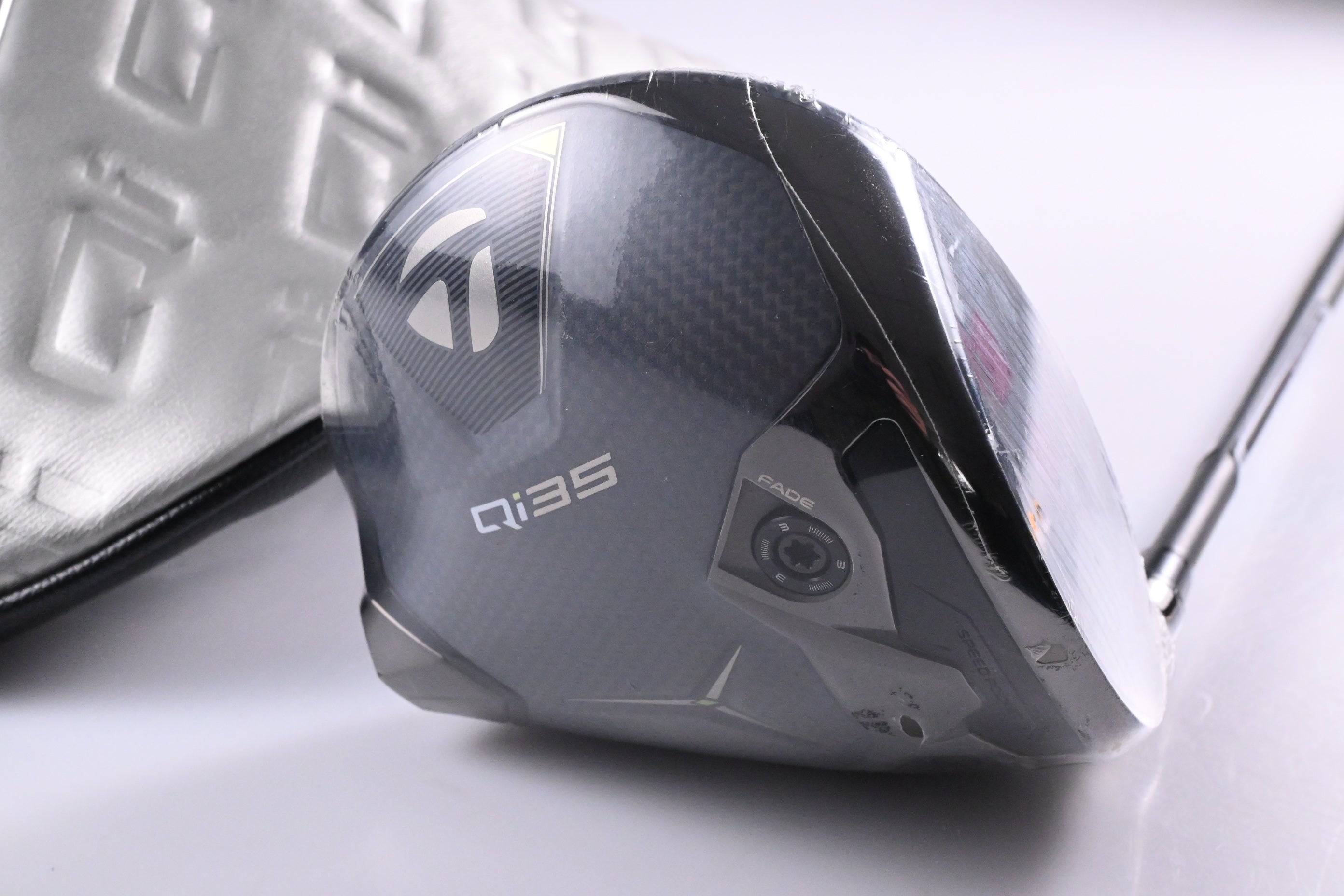 Taylormade Qi35 LS Driver / 9 Degree / Stiff Flex Kai'li Blue CB Dark Wave 60