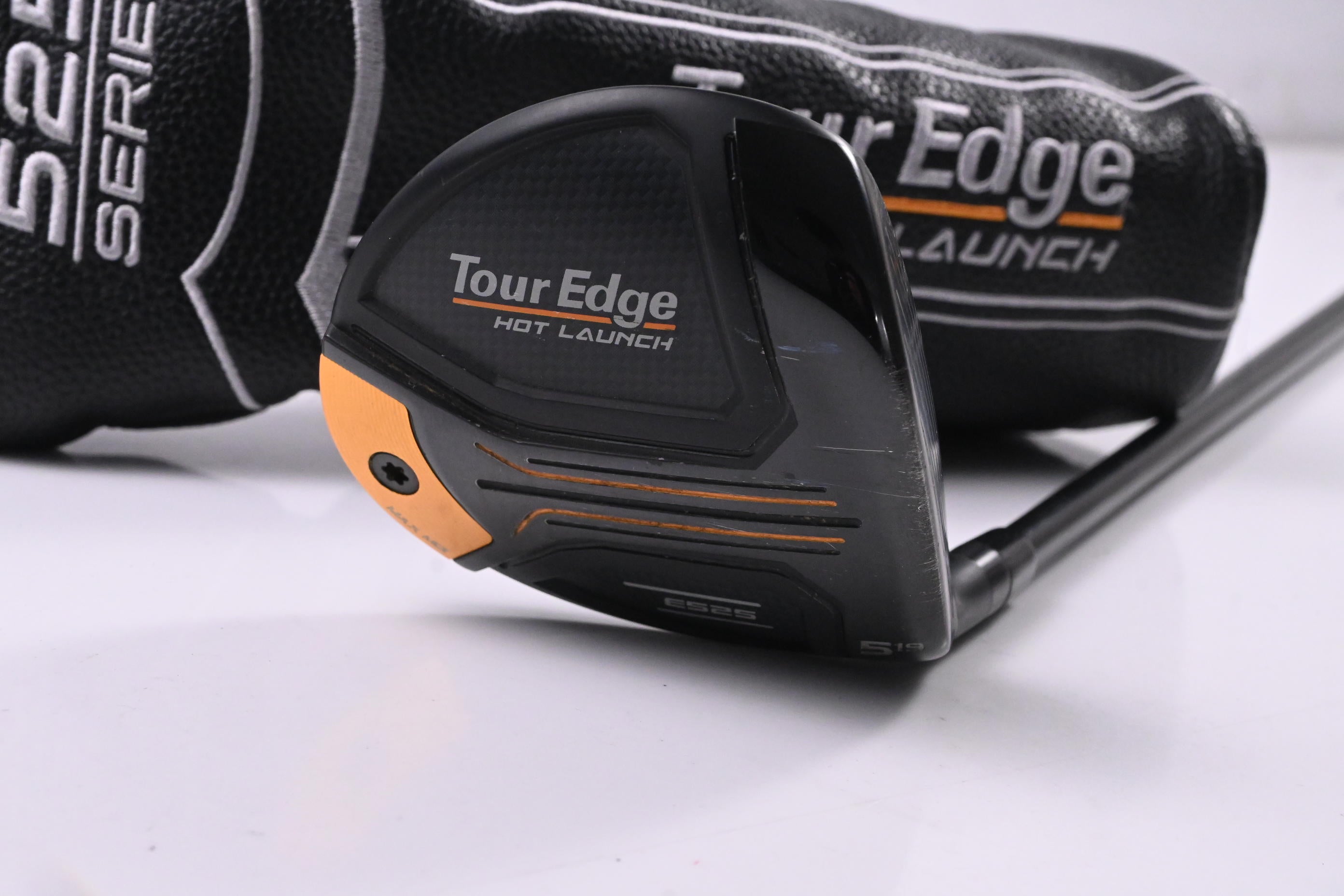 Tour Edge E525 #5 Wood / 19 Degree / Regular Flex UST Helium Nanocore 55 Shaft