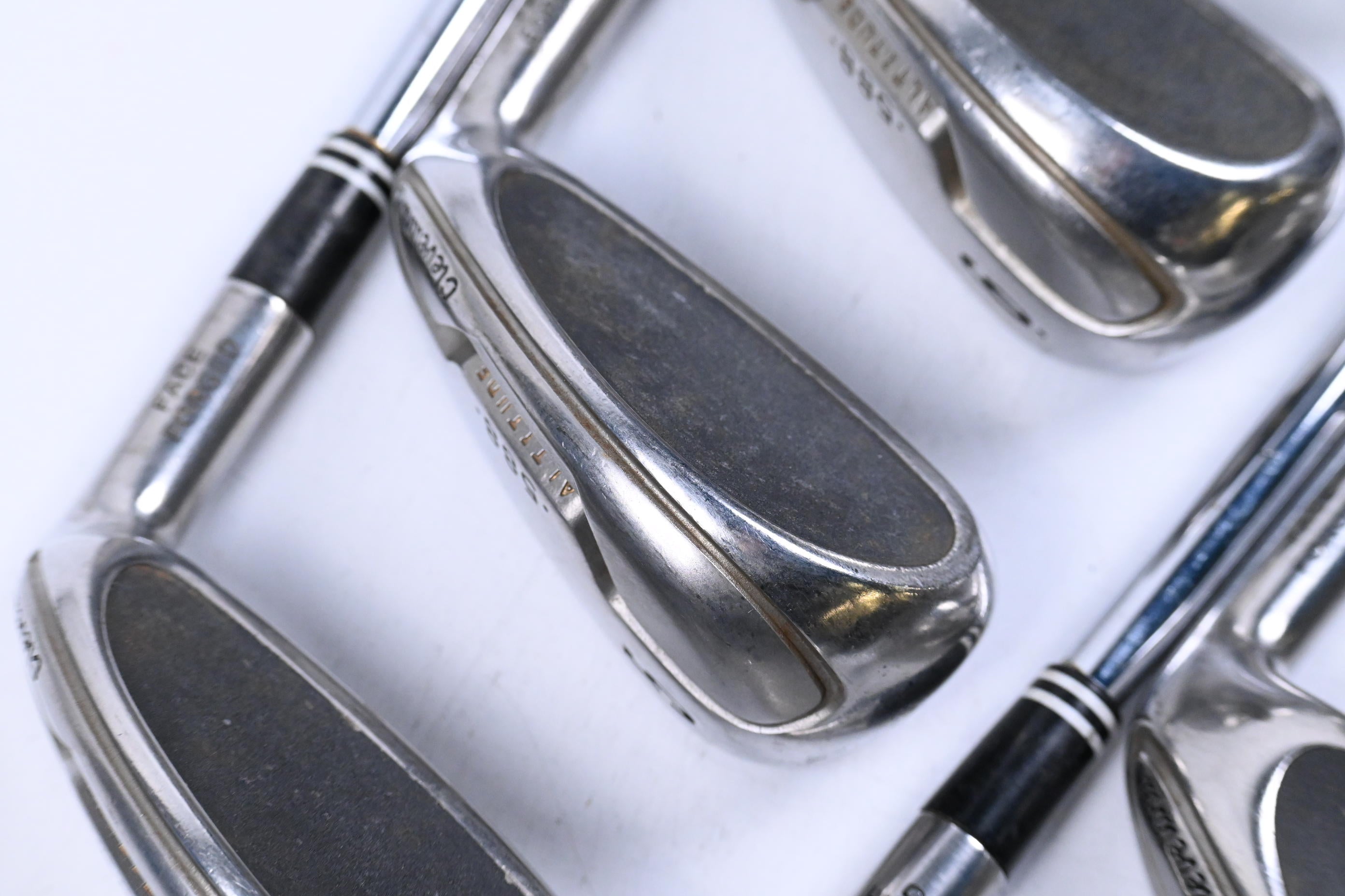 Cleveland 588 Altitude Irons / 4-PW+SW / Regular Flex Cleveland Traction Shafts