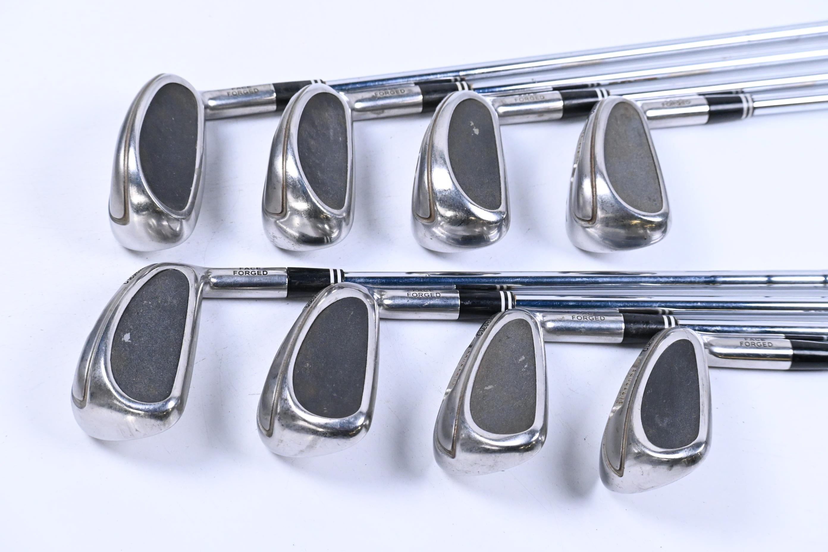 Cleveland 588 Altitude Irons / 4-PW+SW / Regular Flex Cleveland Traction Shafts