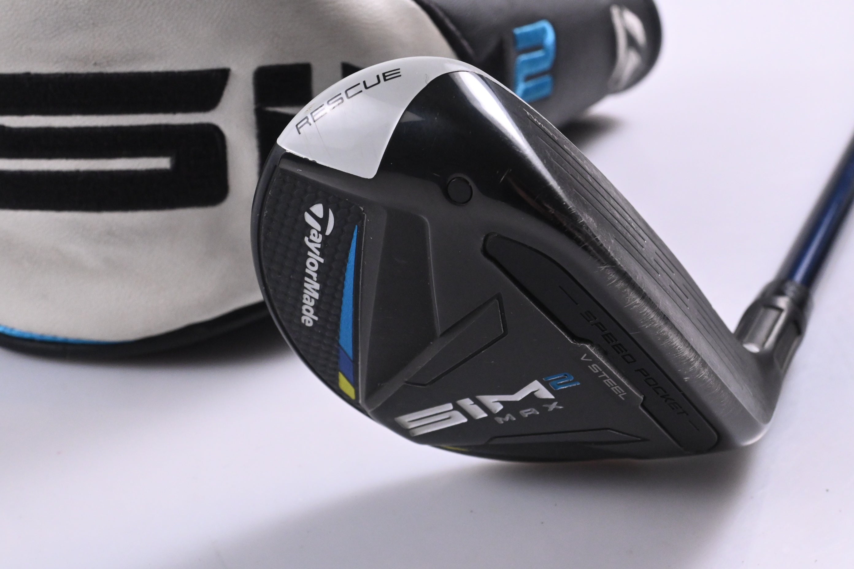 Taylormade SIM Max #3 Hybrid / 19 Degree / Regular Flex Ventus Blue 6 Shaft