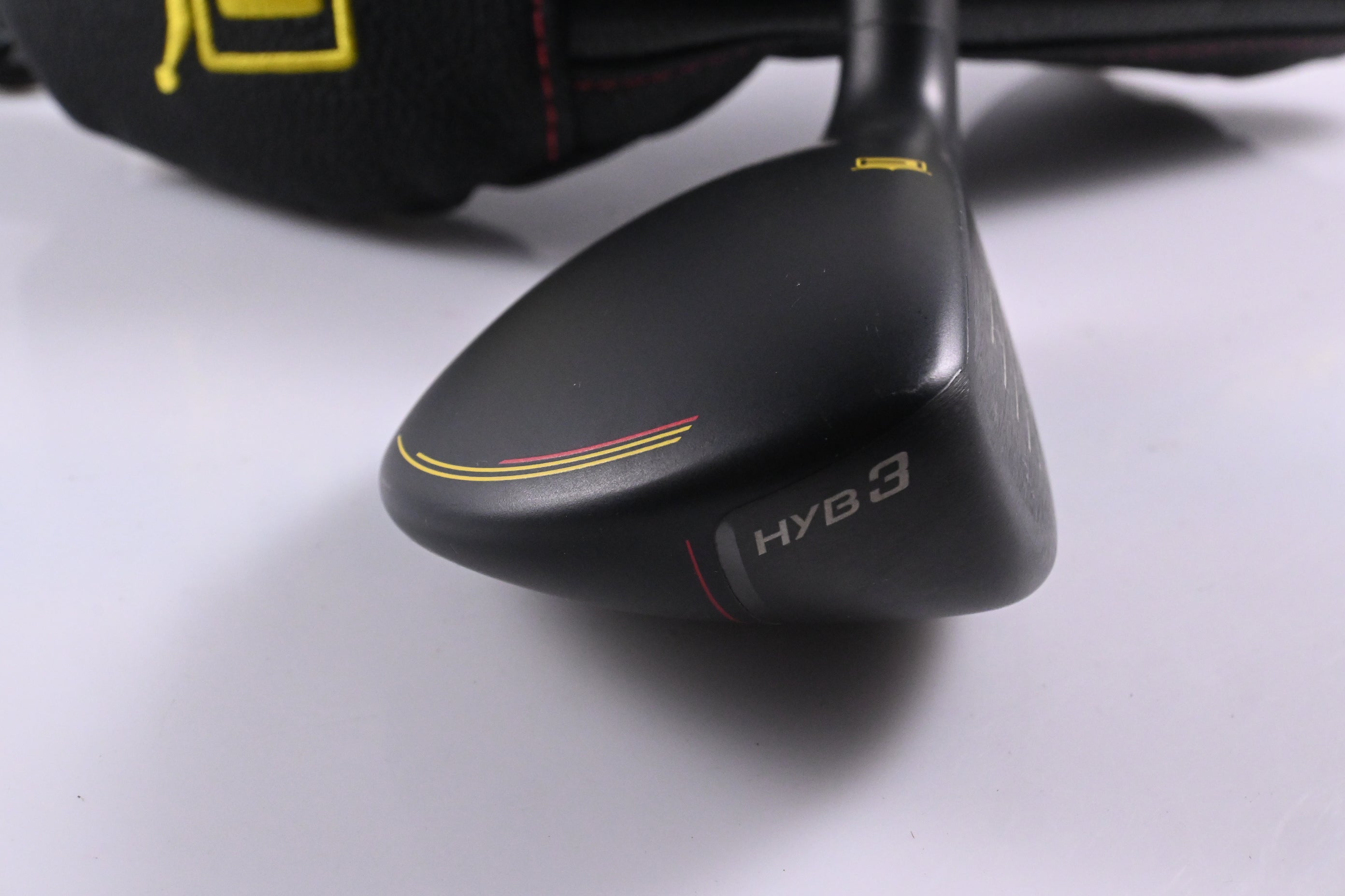 Cobra King Speedzone #3 Hybrid / 19 Degree / Regular Flex UST Mamiya Recoil ESX
