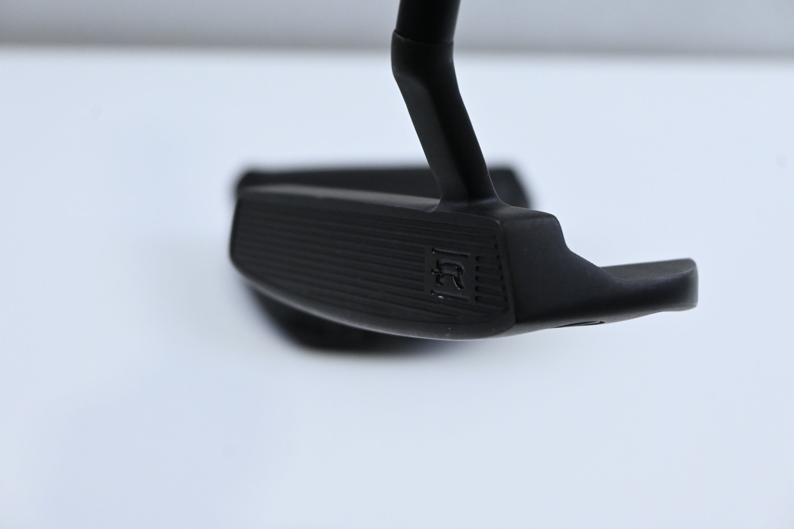 Rife Roll Groove Black Edition 004 Putter / 34 Inch