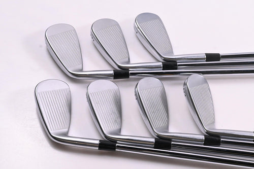 Mizuno JPX 925 Hot Metal Pro Irons / 5-PW+GW / Regular Flex Dynamic Gold 105