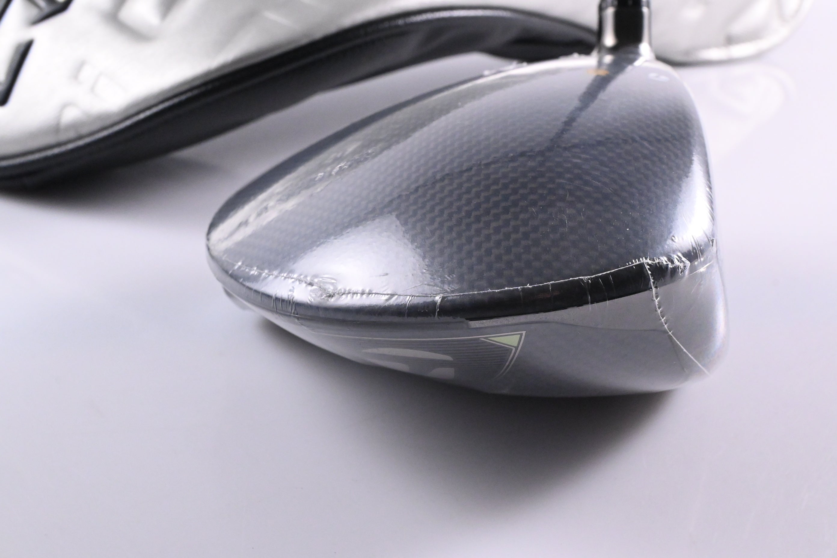 Taylormade Qi35 LS Driver / 9 Degree / Stiff Flex Kai'li Blue CB Dark Wave 60