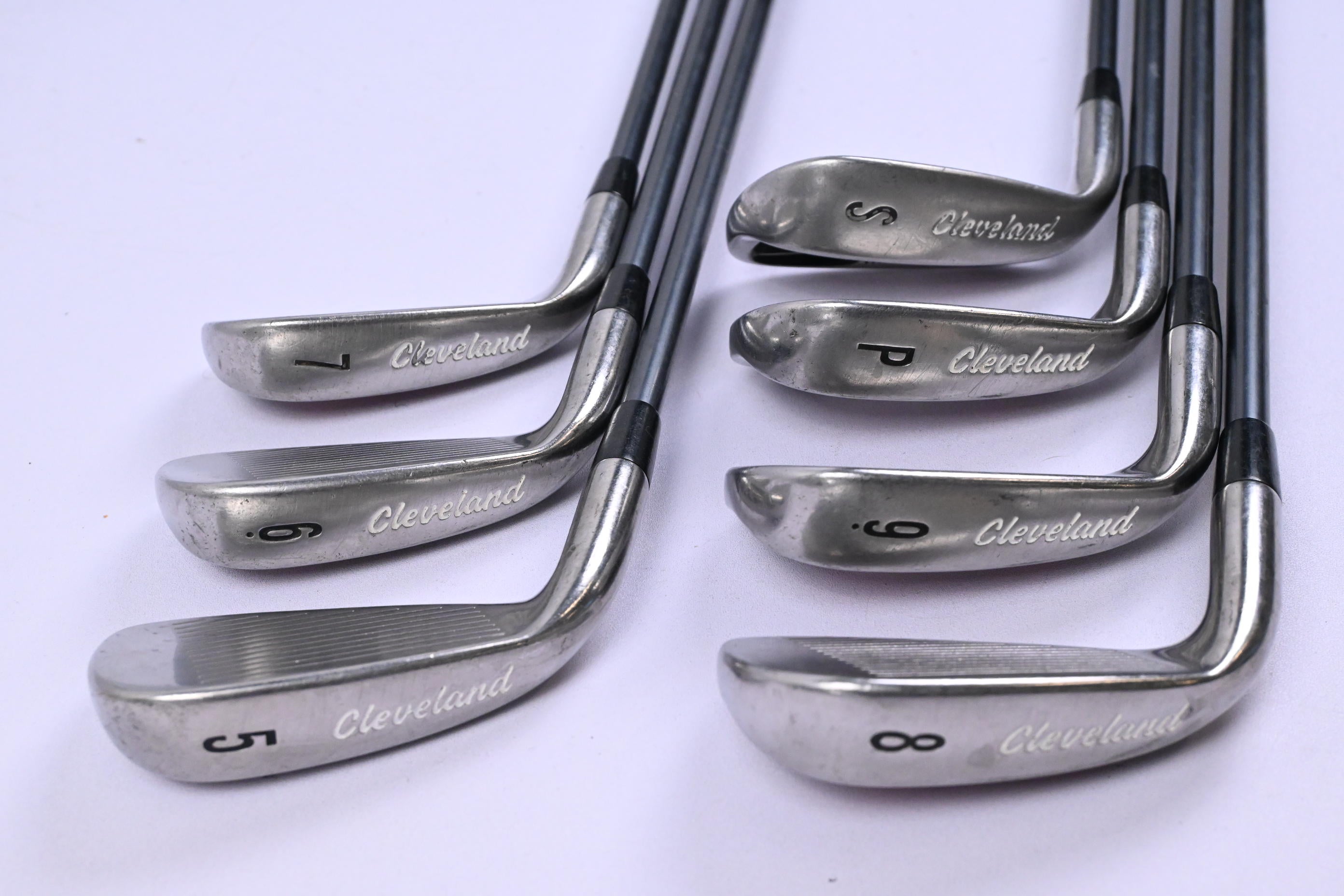 Ladies Cleveland CG Pink Irons / 5-PW+SW / Ladies Flex W Series 50 Shafts
