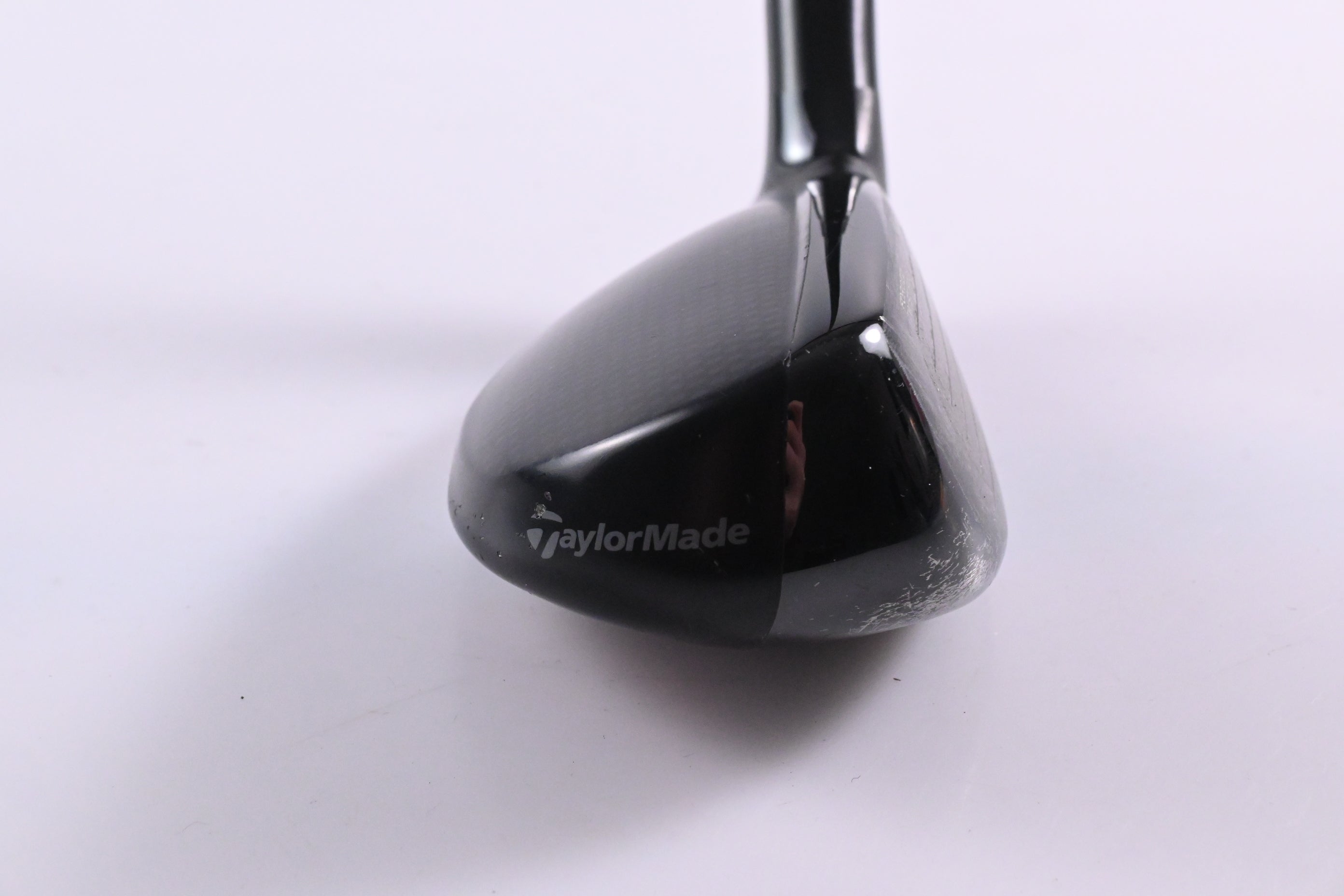 Taylormade Stealth Plus #4 Hybrid / 22 Degree / Regular Flex HZRDUS SMoke Red 70
