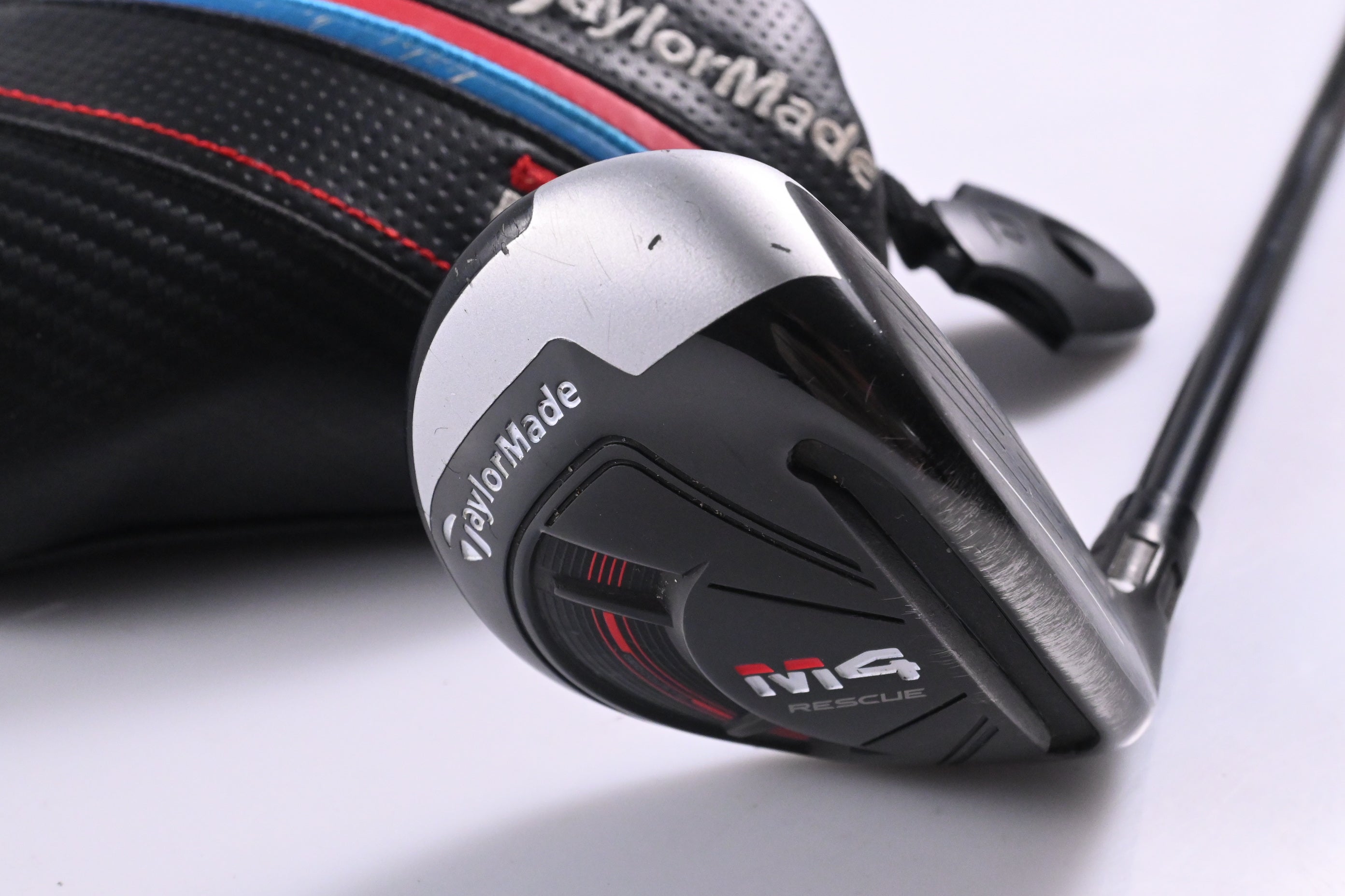 Taylormade M4 #4 Hybrid / 22 Degree / Regular Flex Fujikura Atmos Red 6 Shaft