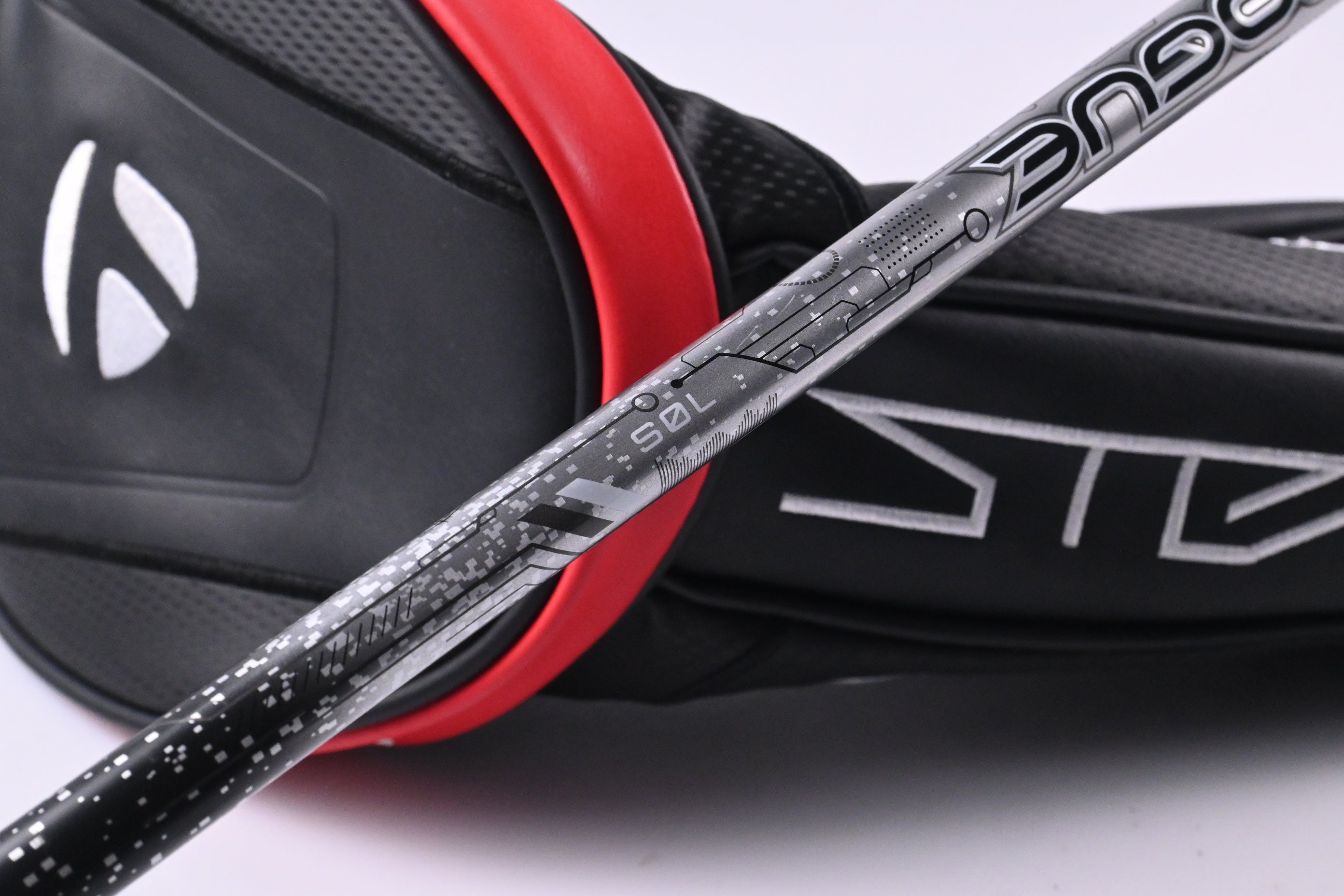 Taylormade Stealth HD Driver / 9 Degree / Stiff Flex Aldila Rogue Silver 70 Shaft