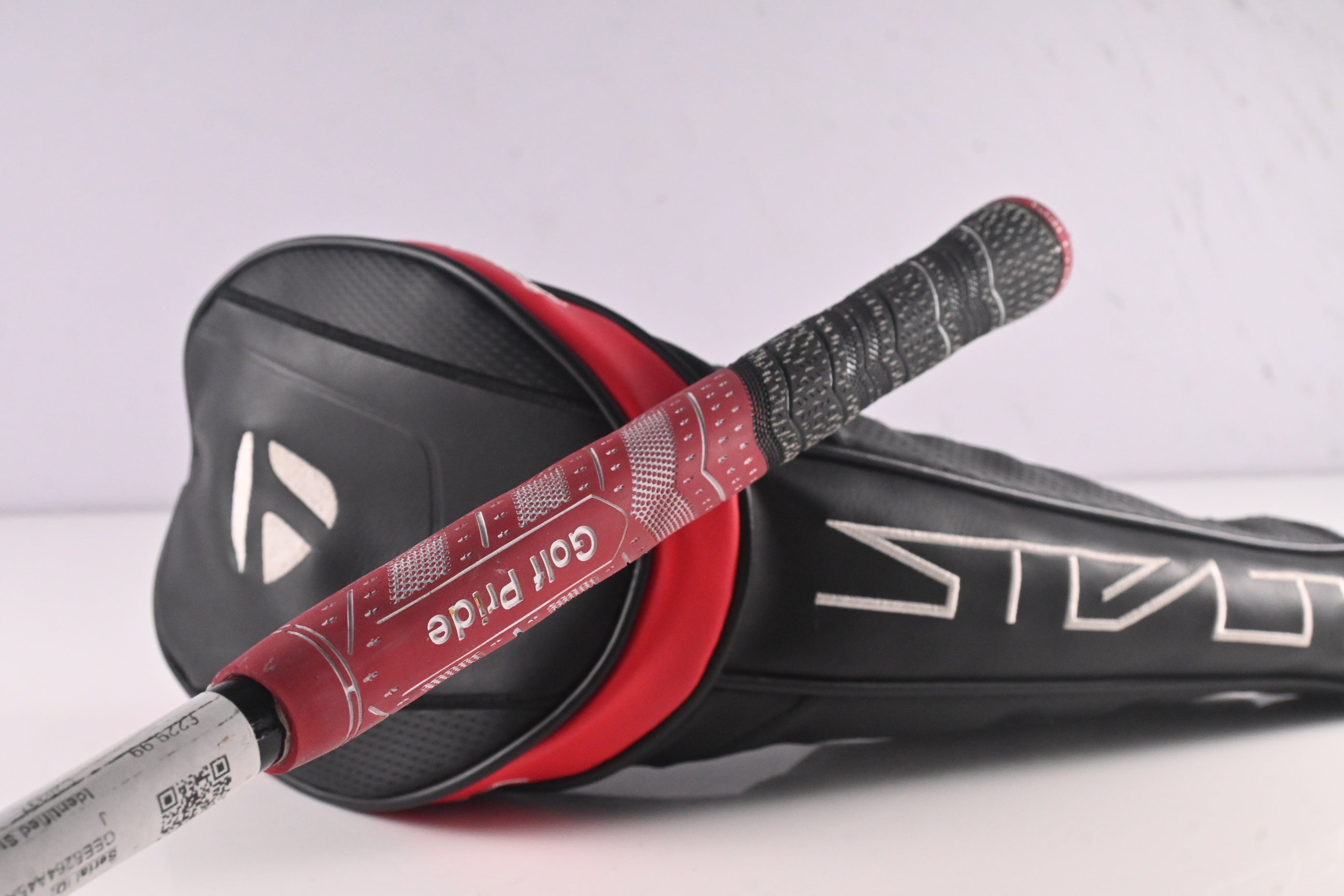 Taylormade Stealth Plus Driver / 9 Degree / X-Flex Kai'li White 60 Shaft