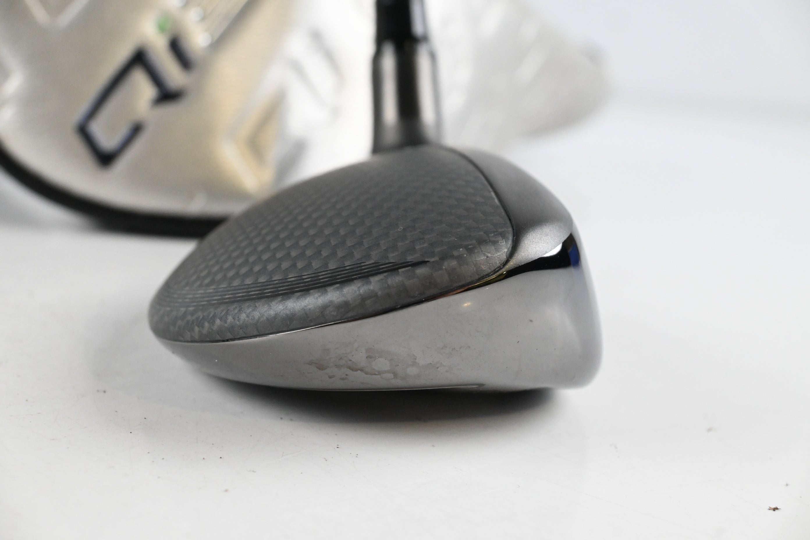 Taylormade Qi35 #4 Hybrid / 22 Degree / Regular Flex Fujikura Ventus Blue '25 6