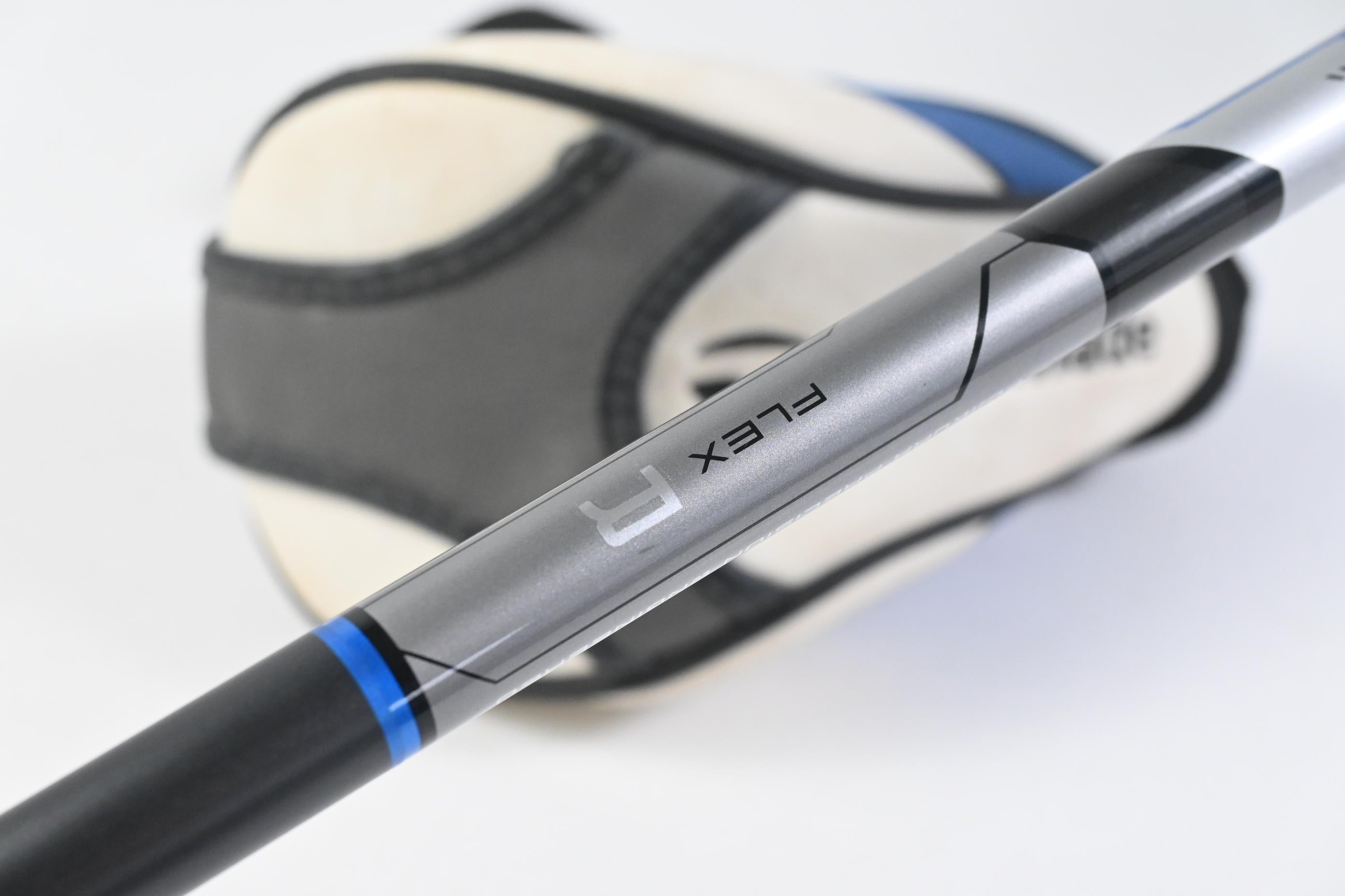 Taylormade SLDR #3 Wood / 15 Degree / Regular Flex Speeder 77 Shaft